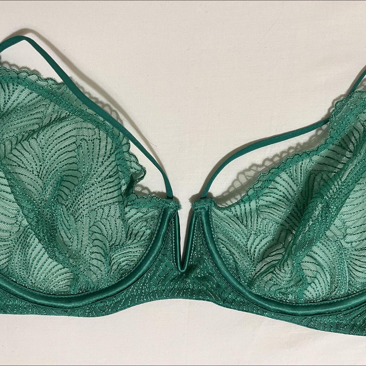 Primark Green lace Bra Beautiful detail! Never... - Depop