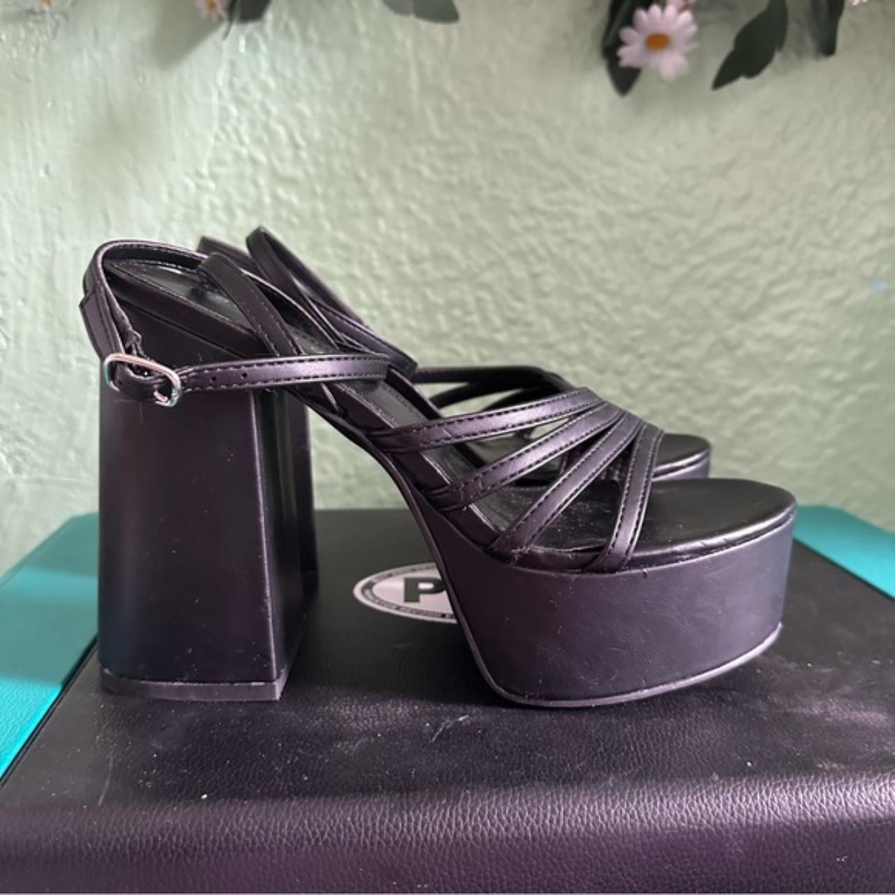 NWOT Madden Girl Jadda Platform Sandals sz 9 Take... Depop