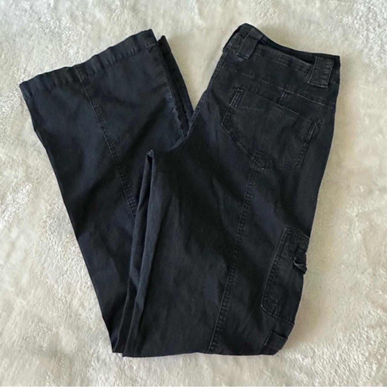 Garage Low Rise Flare Cargo Pants sz 9 This iconic... - Depop