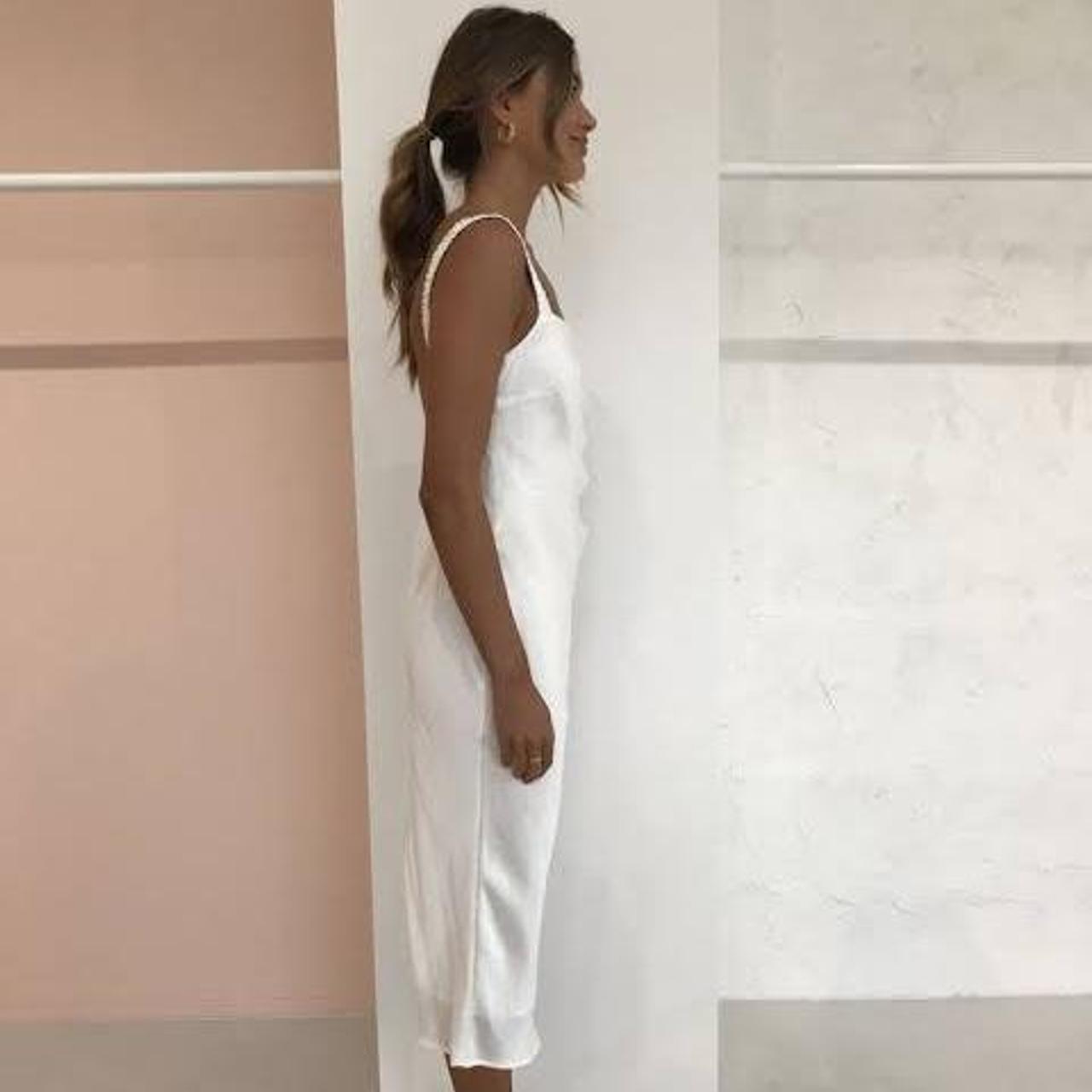 Coco and Lola By Nicola Allure midi dress Size... Depop