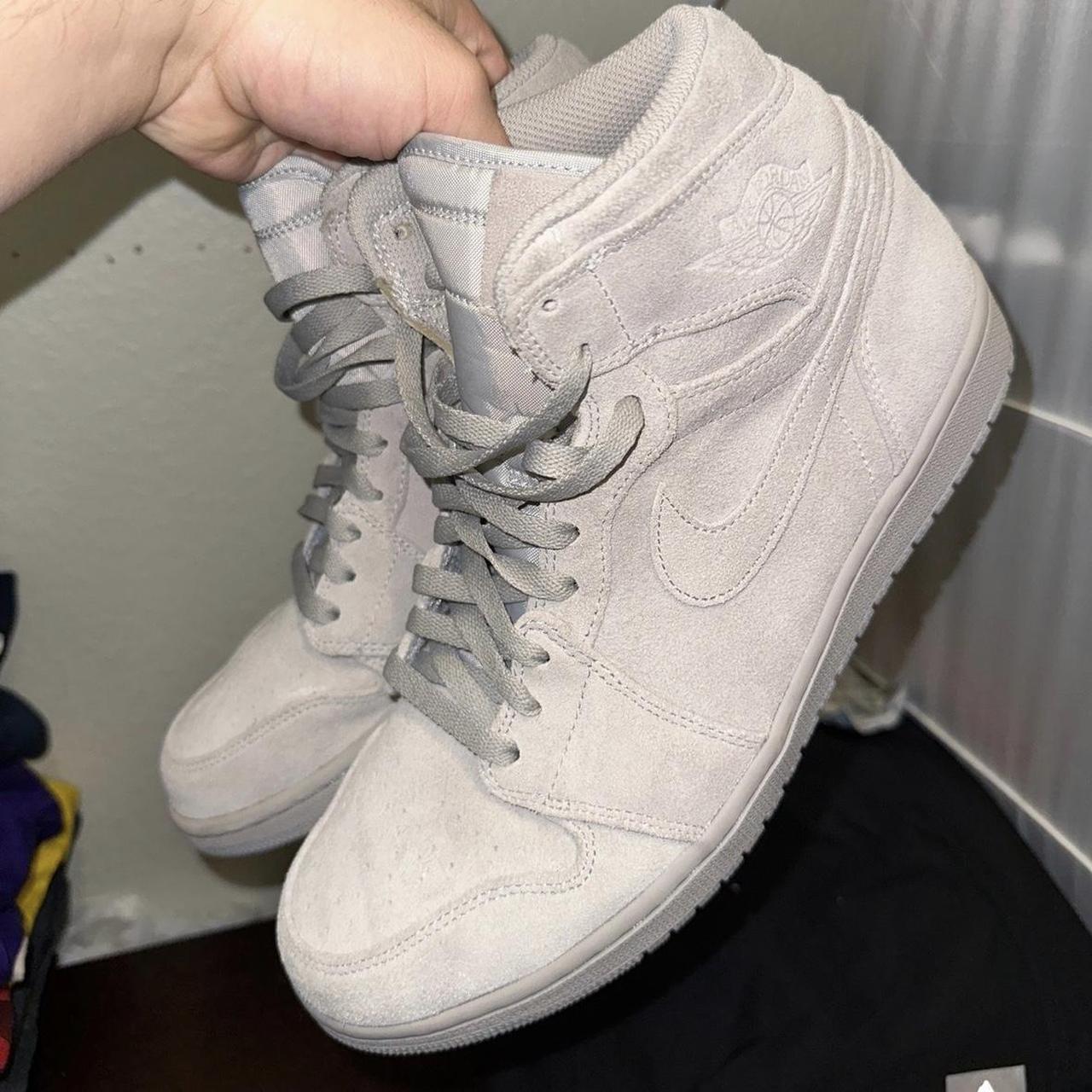 Air jordan 1 sales wolf grey suede