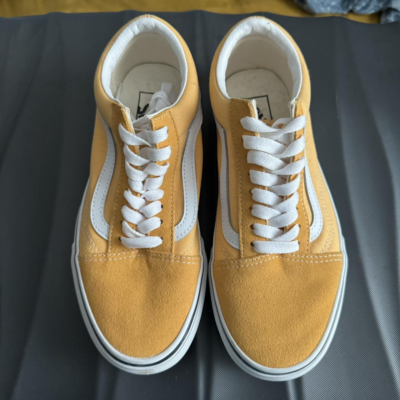 Ochre vans clearance outfit