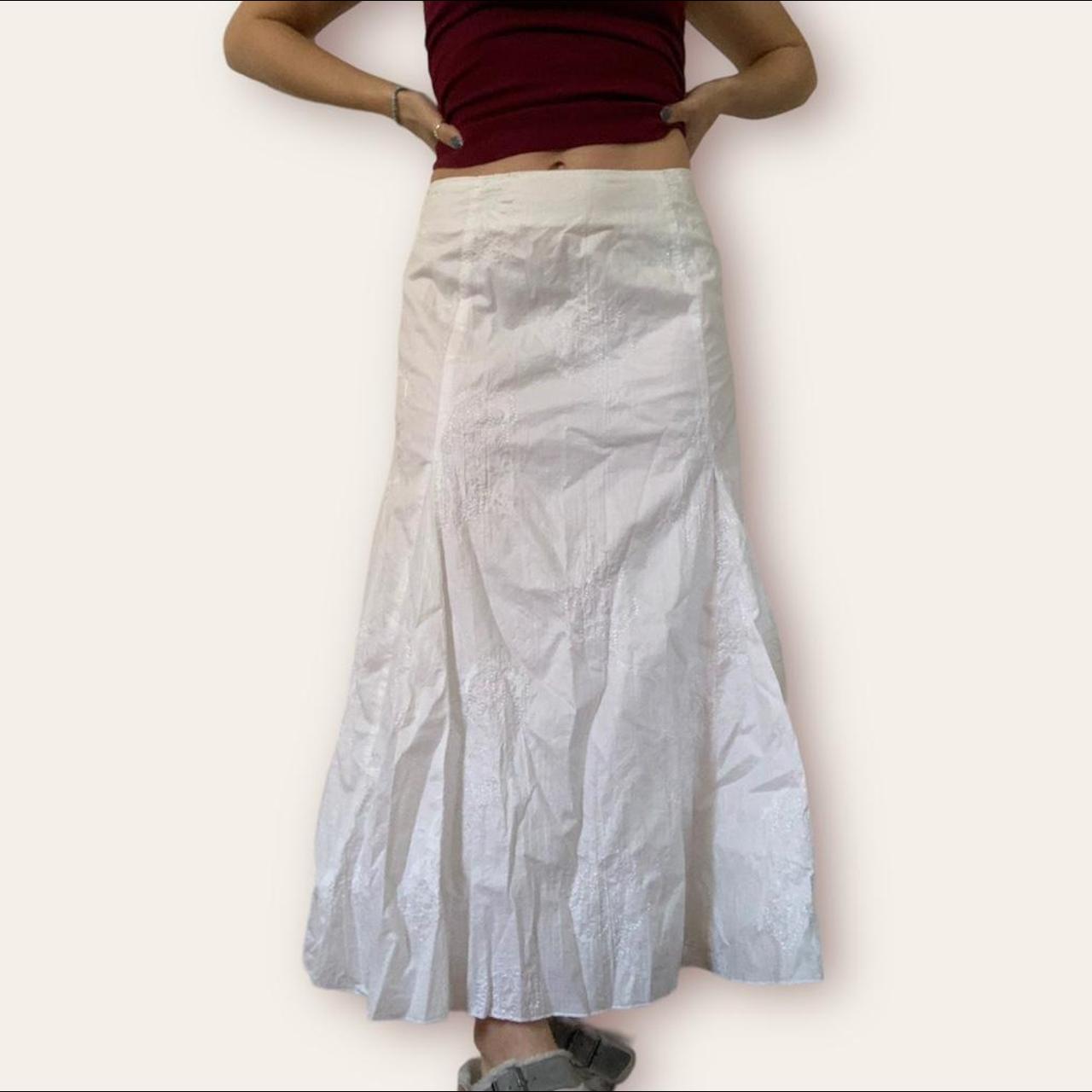 White maxi skirt 🤎 About the item: ♡size:... - Depop