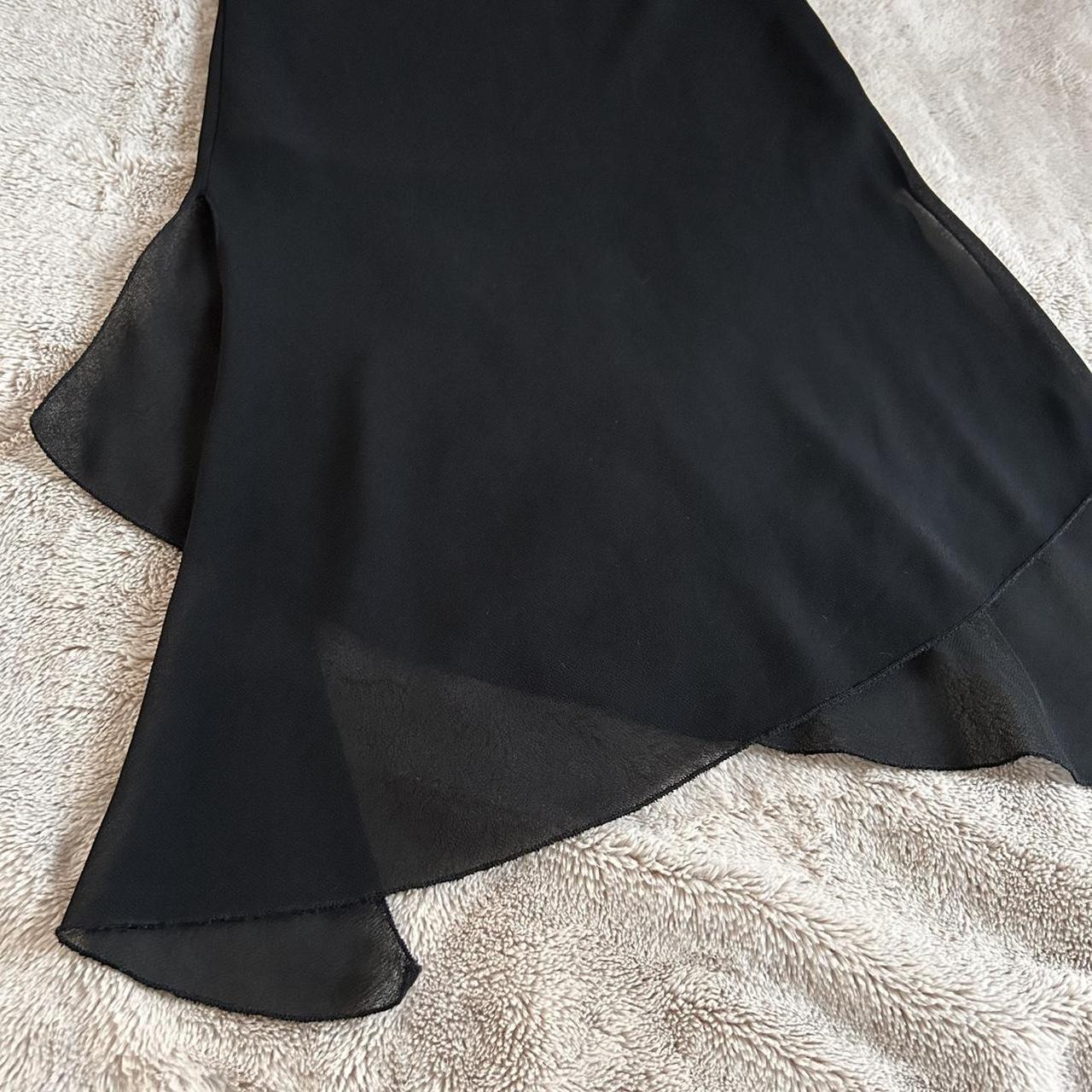 Papaya Women's Black Skirt Depop