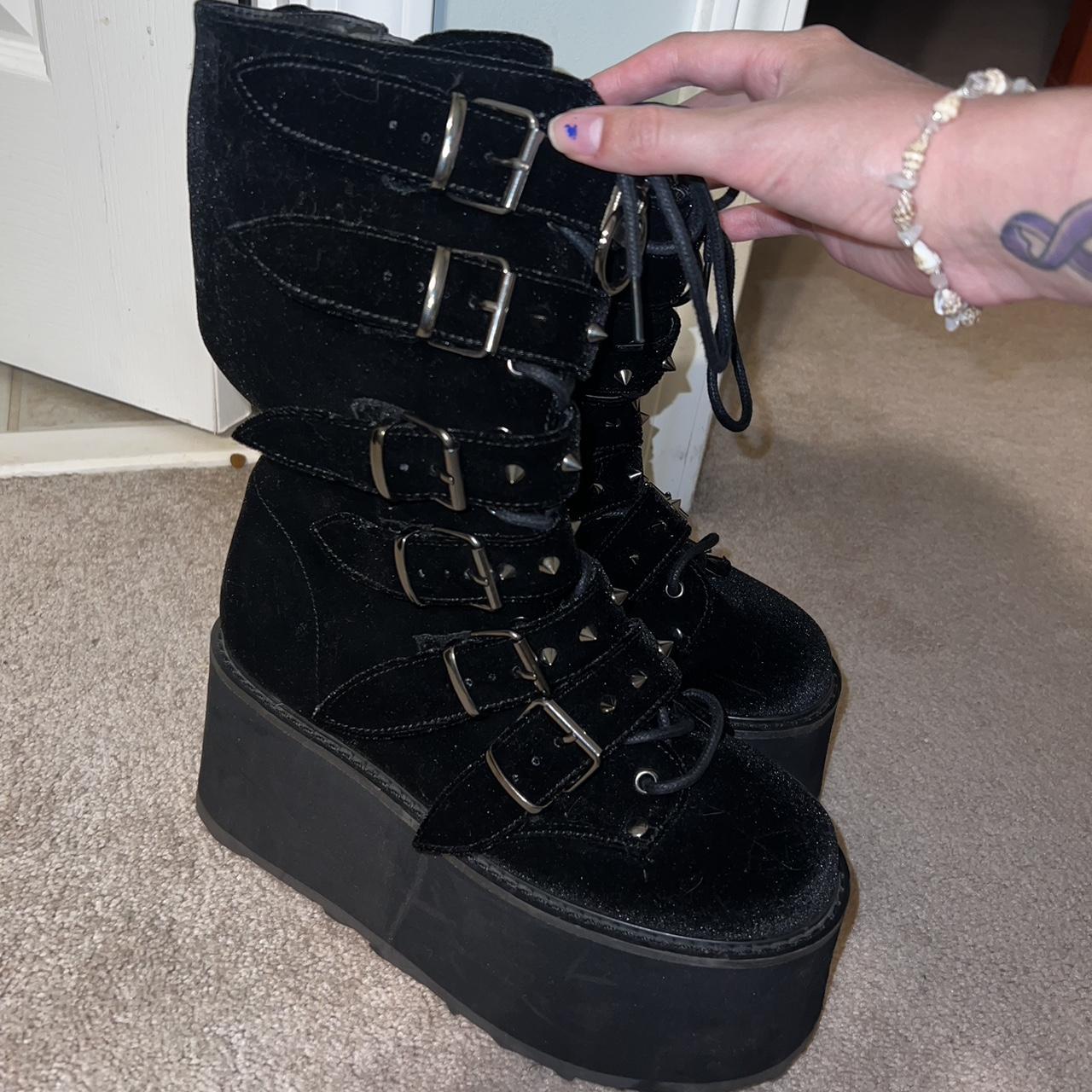 demonia damned velvet