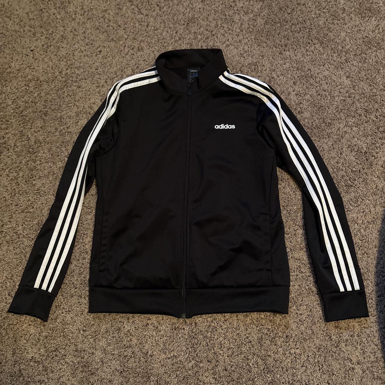 item listed by kenziewiggs