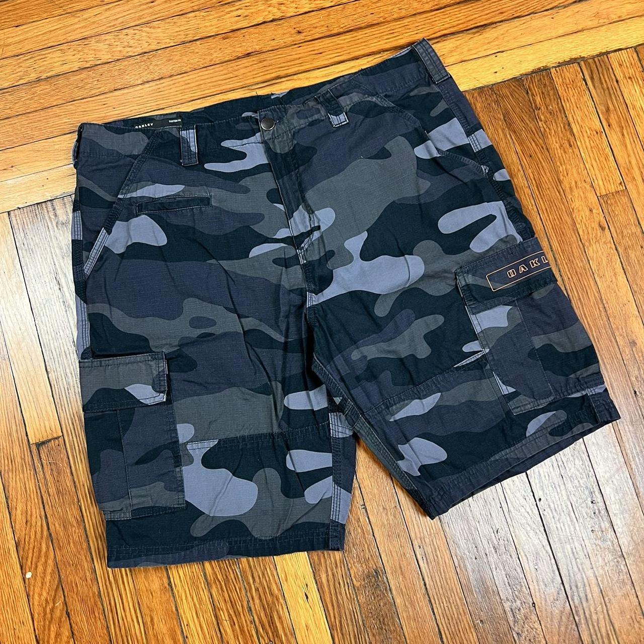 Oakley 2025 camouflage shorts