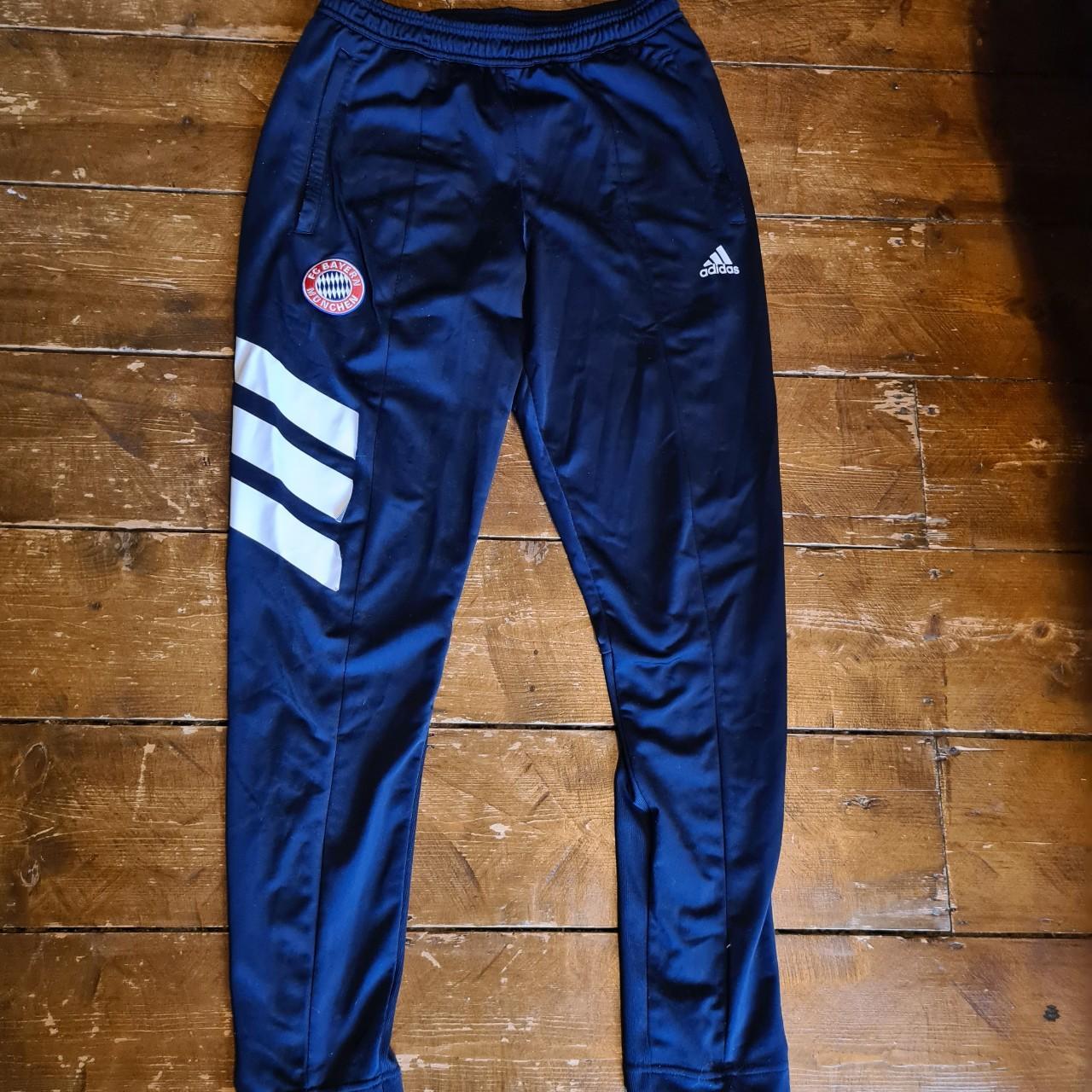 Bayern Munich x Adidas joggers (m) 🩳 Size medium.... Depop