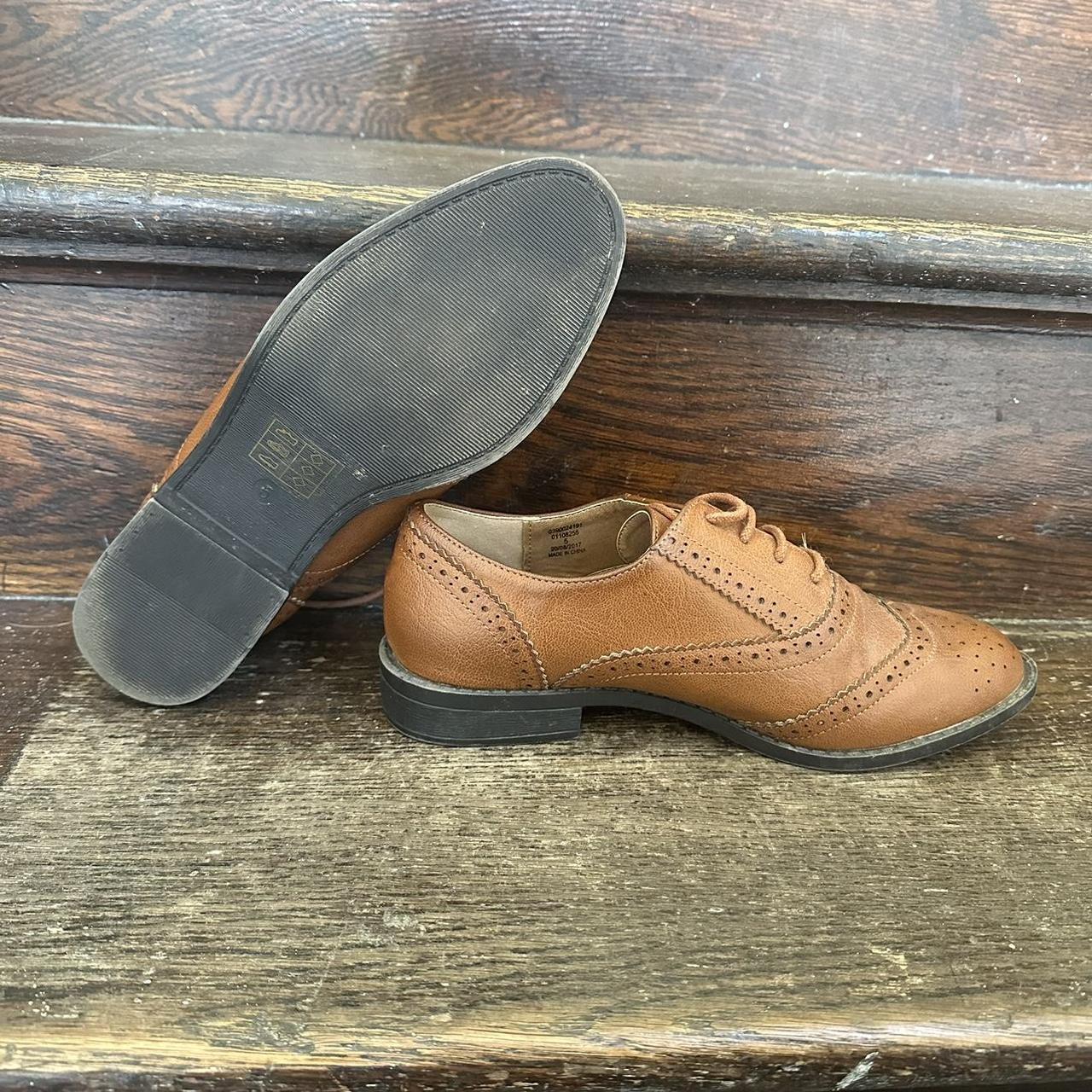 Manic deals flat brogues