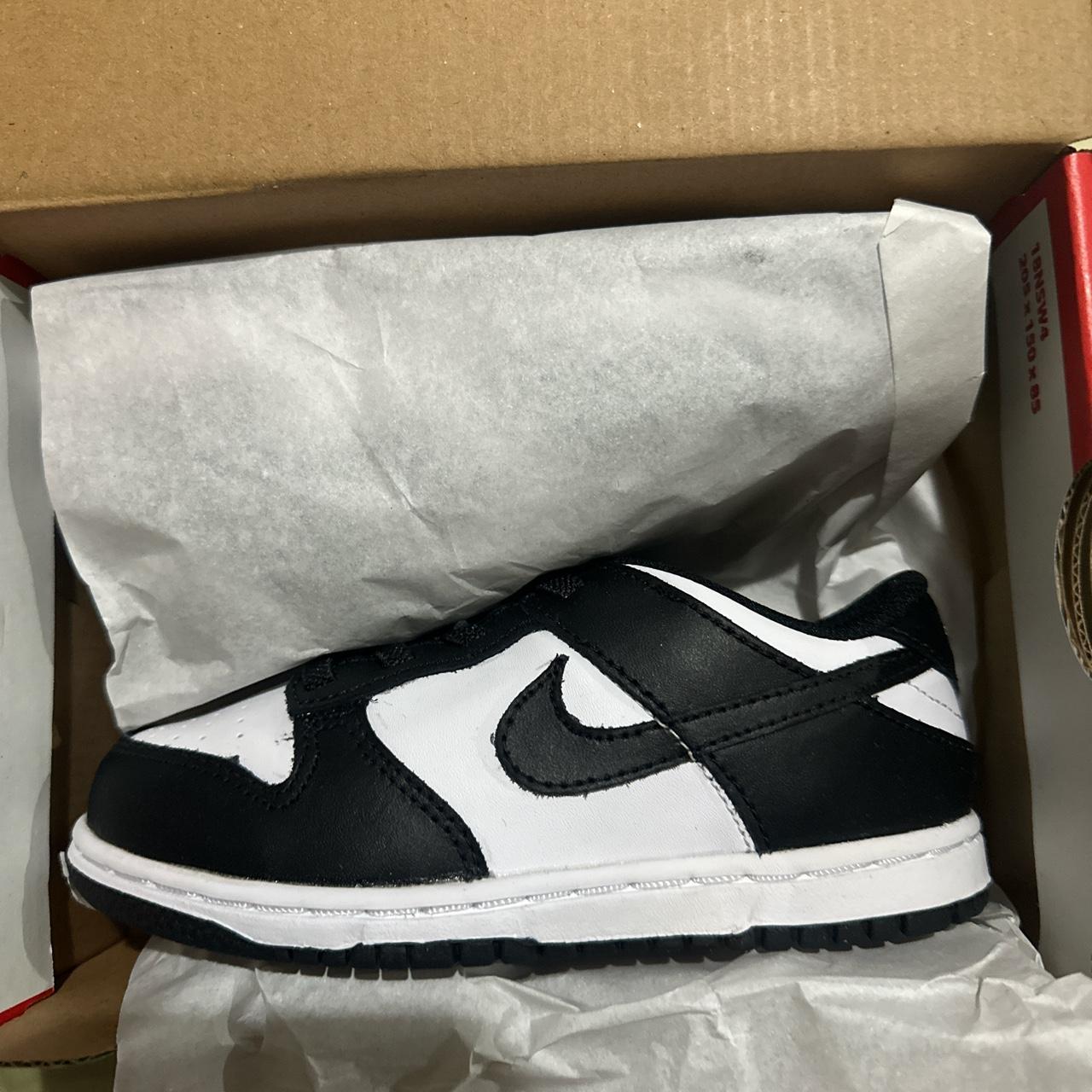 nike dunk low panda kids size 1