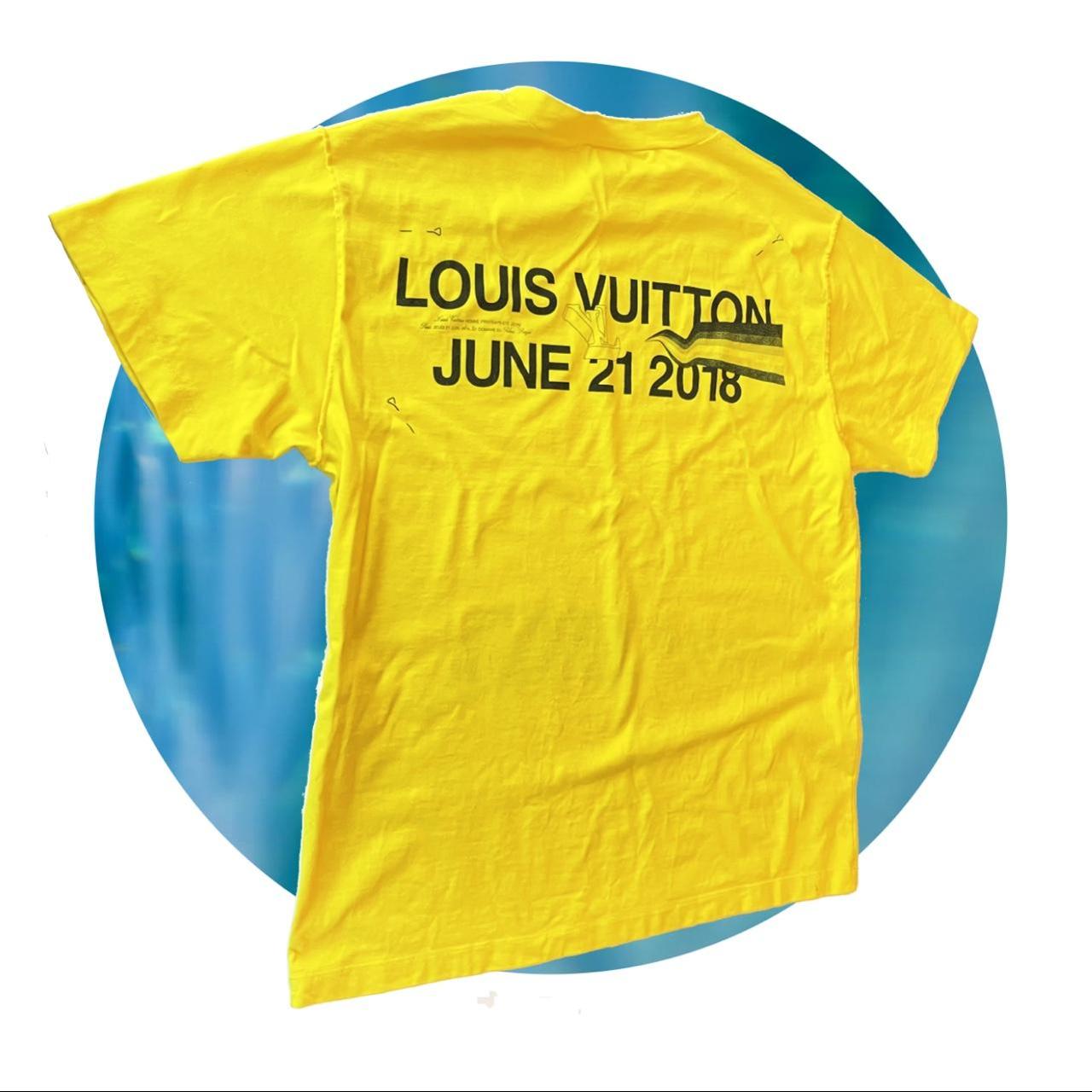 LOUIS VUITTON Shortsleeved Tshirt XL Black Green LV Auth 29937a Cotton  ref600184  Joli Closet