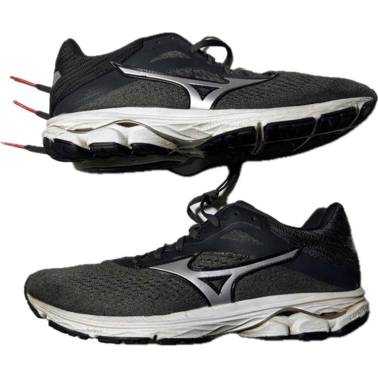 高い信頼 厚い信頼 Size Womens US Shoes Athletic Rider Wave Mizuno 10 Depop | アイドルグッズ