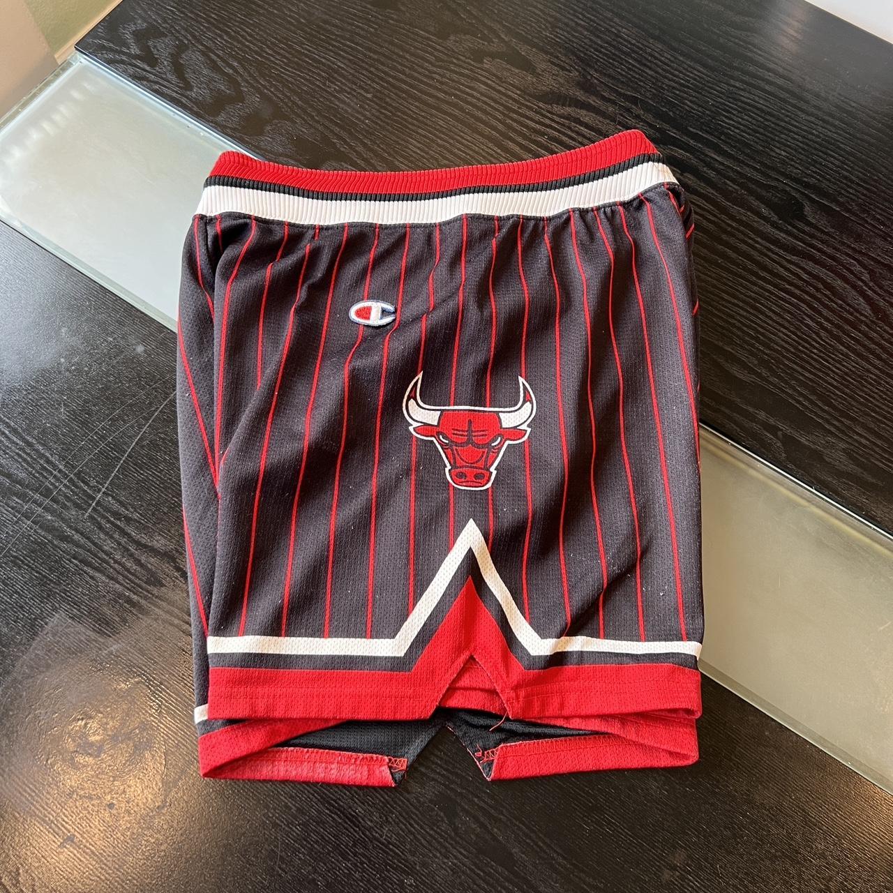 Vintage Champion Chicago Bulls pinstripe shorts Sz - Depop