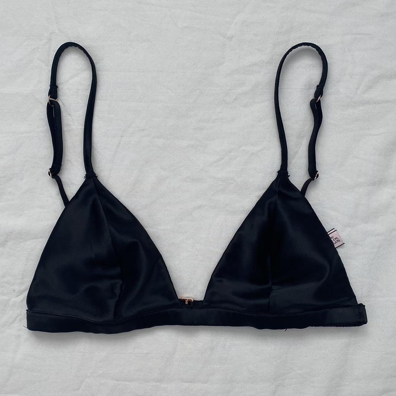 Victoria's Secret Women's Bra Depop