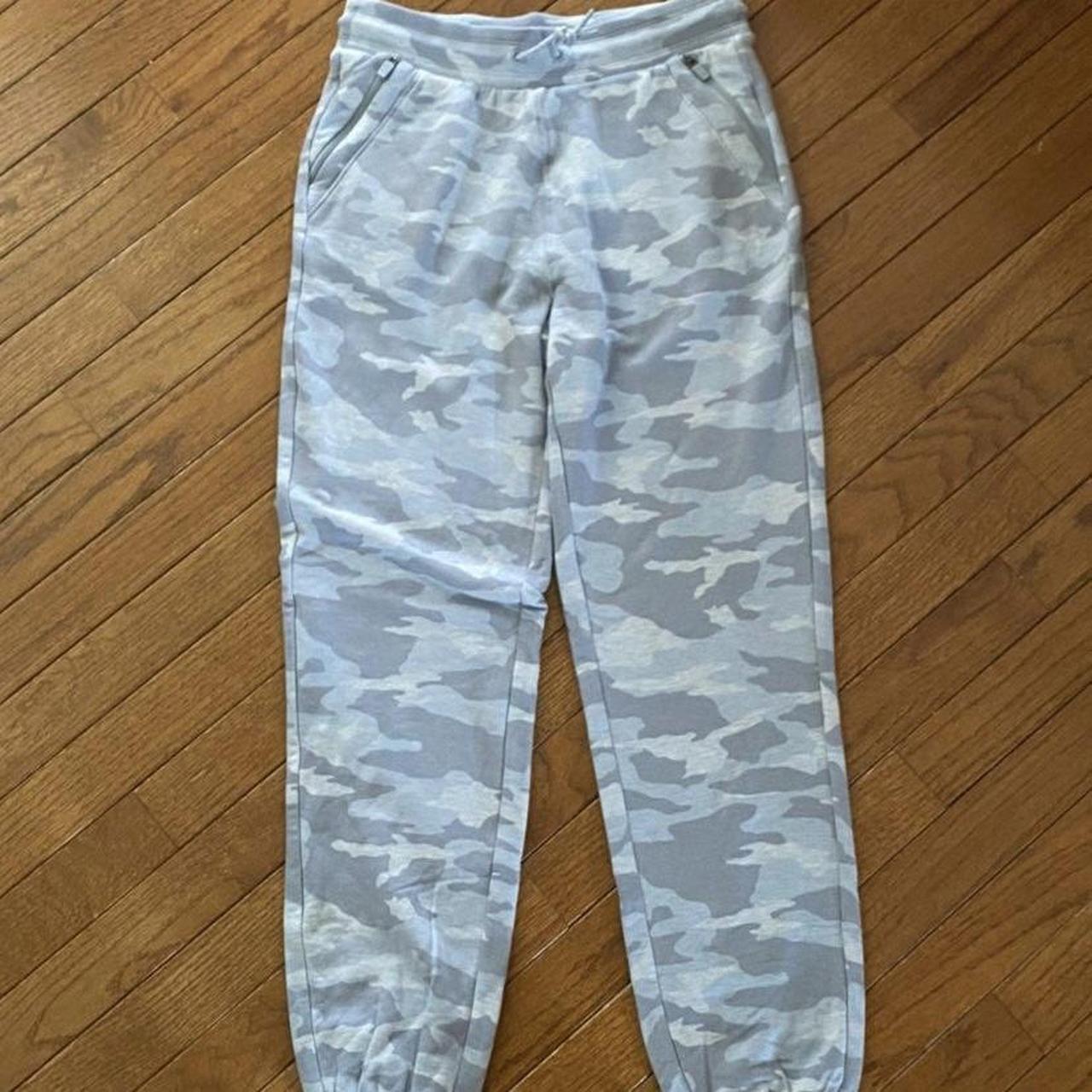 Athleta ~ warm up jogger ~ blue/gray camo sweatpants - Depop