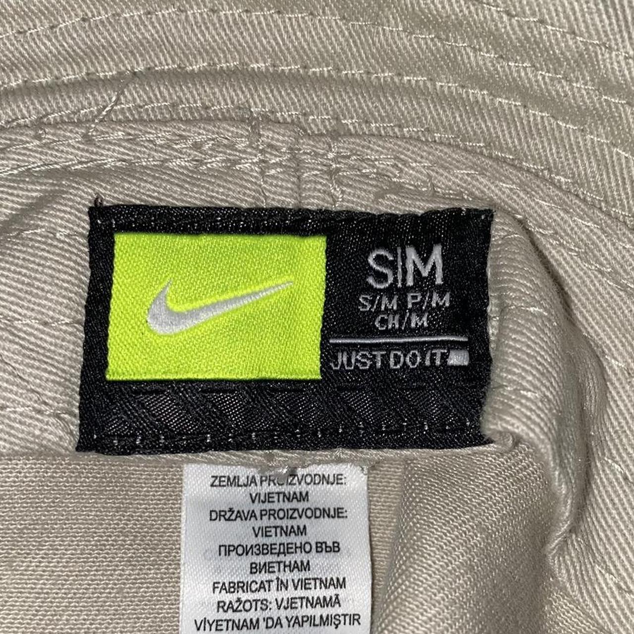 Nike Men's Cream Hat Depop