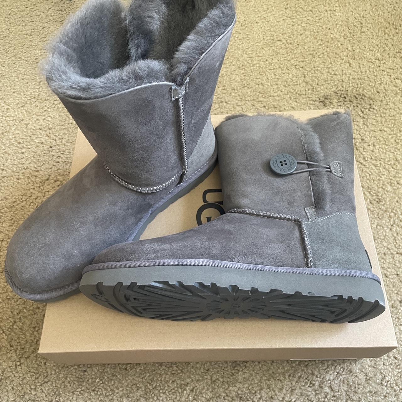 Ugg bailey button on sale 1