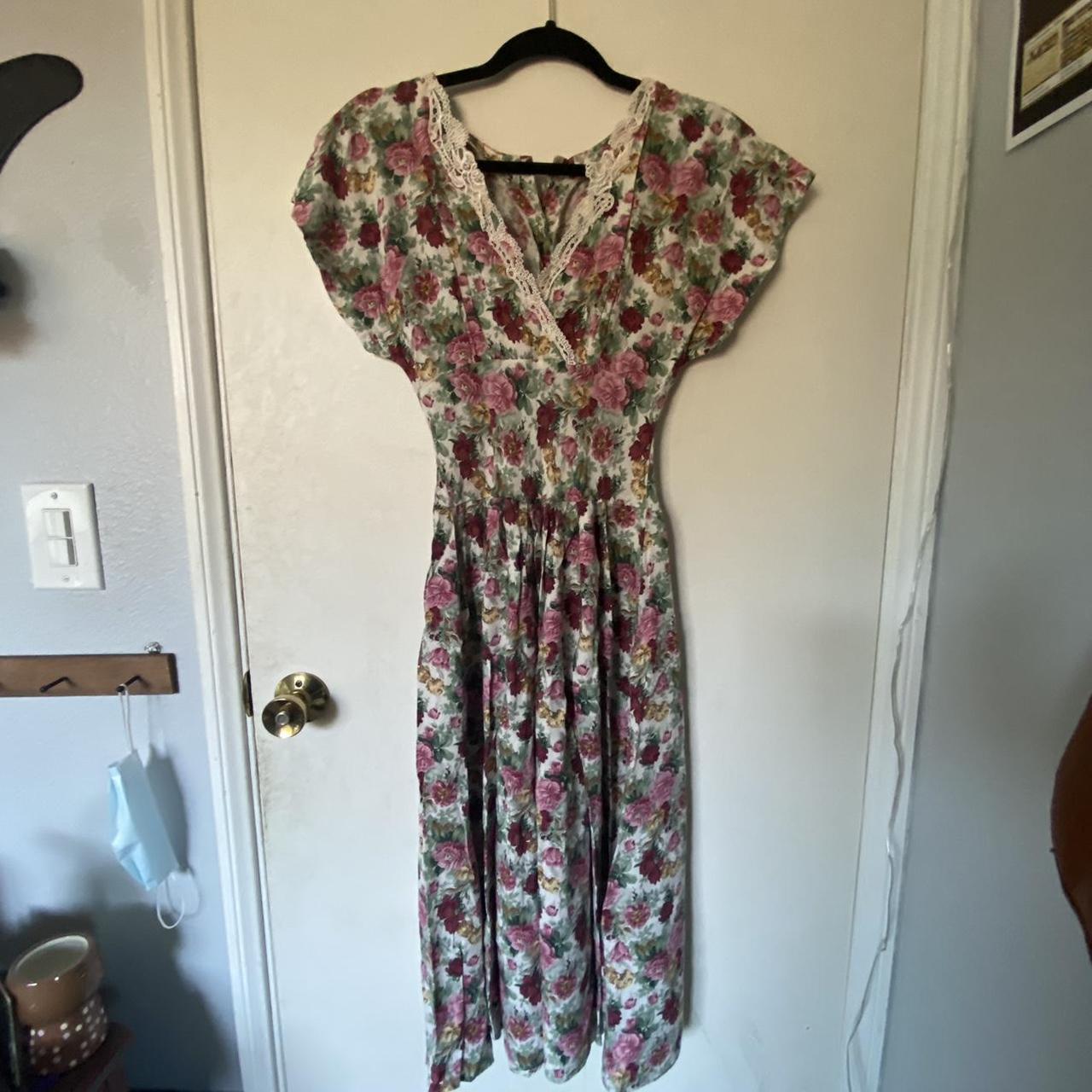 All That Jazz Women's Burgundy and Green Dress