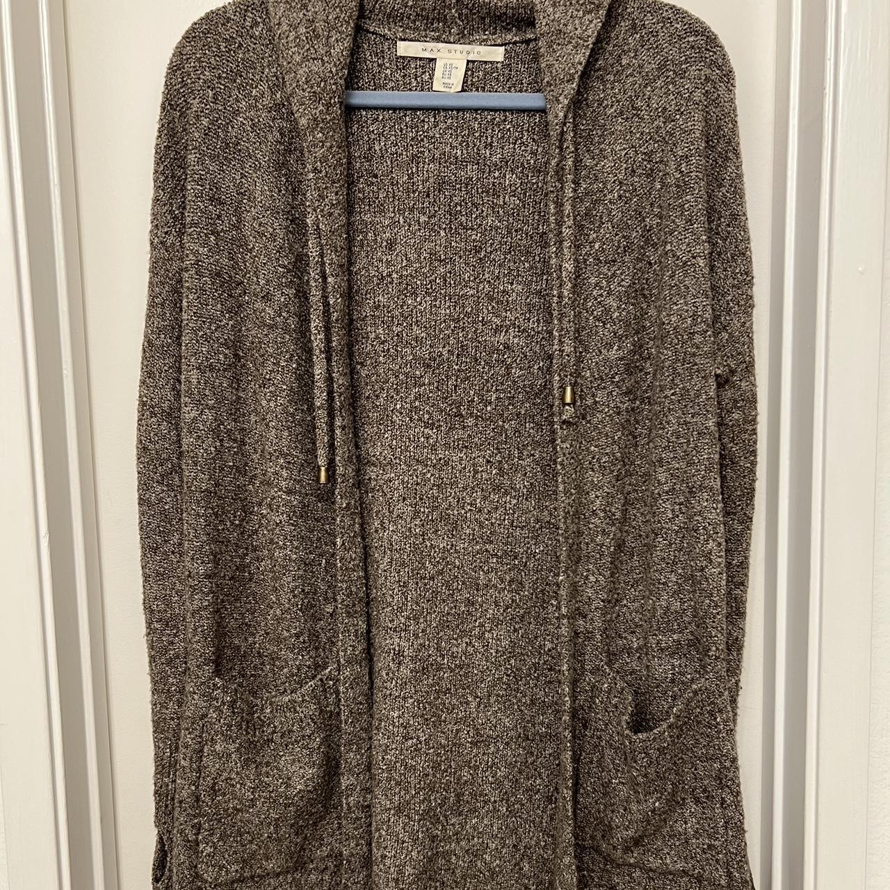 Max studio outlet cardigan sweater