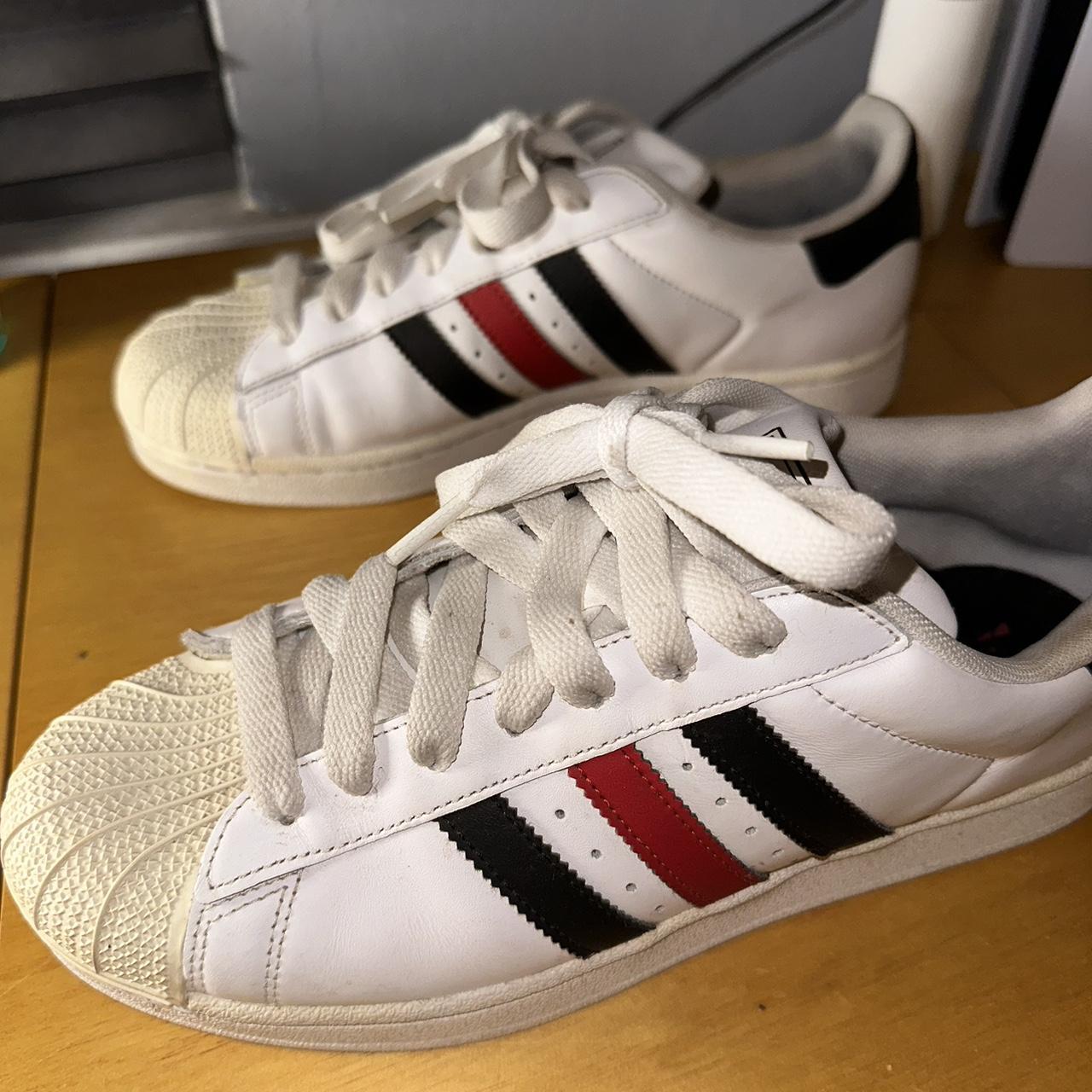 Mid top adidas superstar deals