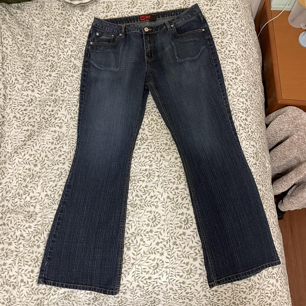 Arizona bootcut jeans juniors best sale