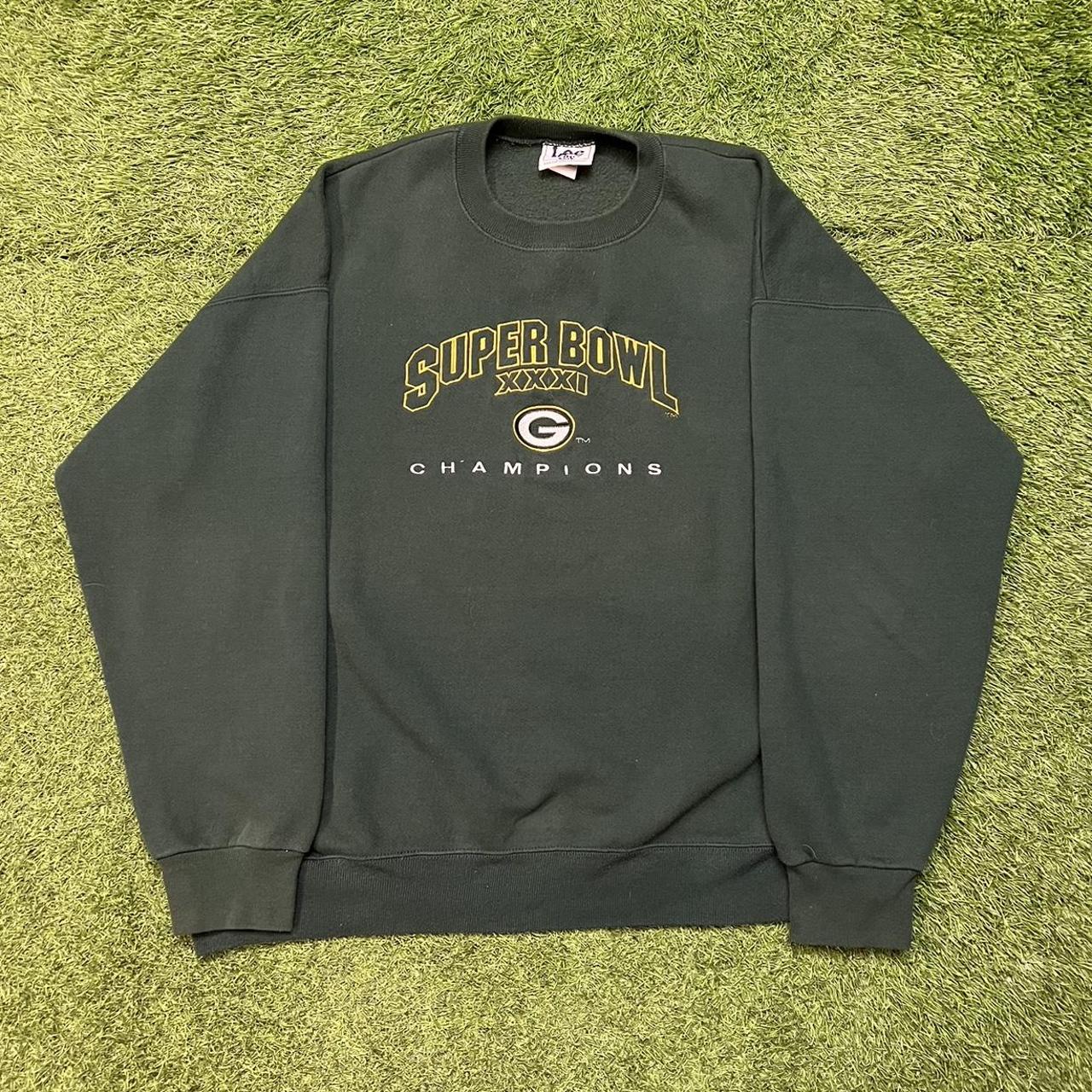 Green Bay Packers Sweatshirt! Condition: Refer to - Depop