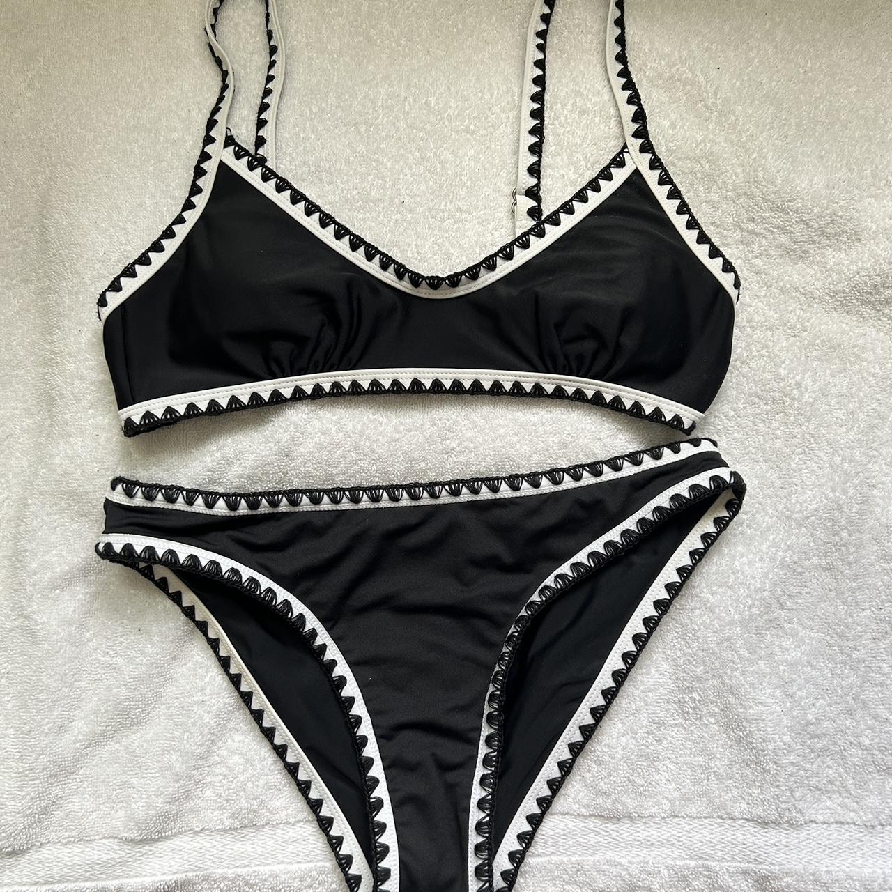 Cupshe Women's Black and White Bikinis-and-tankini-sets | Depop