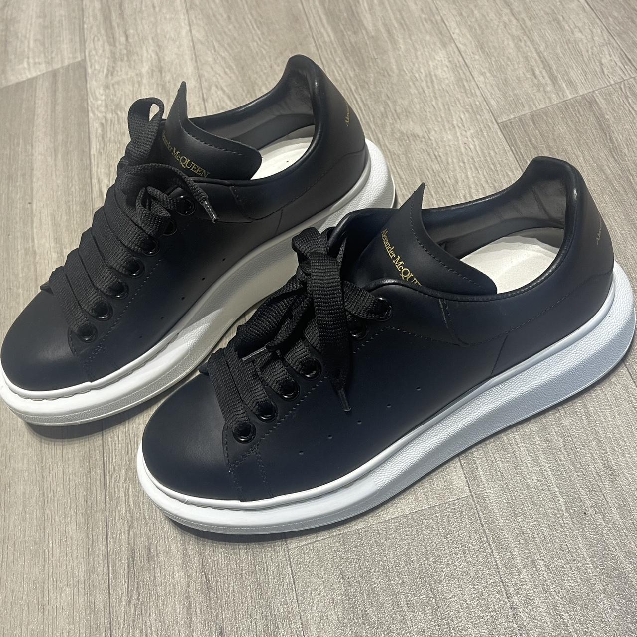 Alexander McQueen Trainers Size 5 Very good