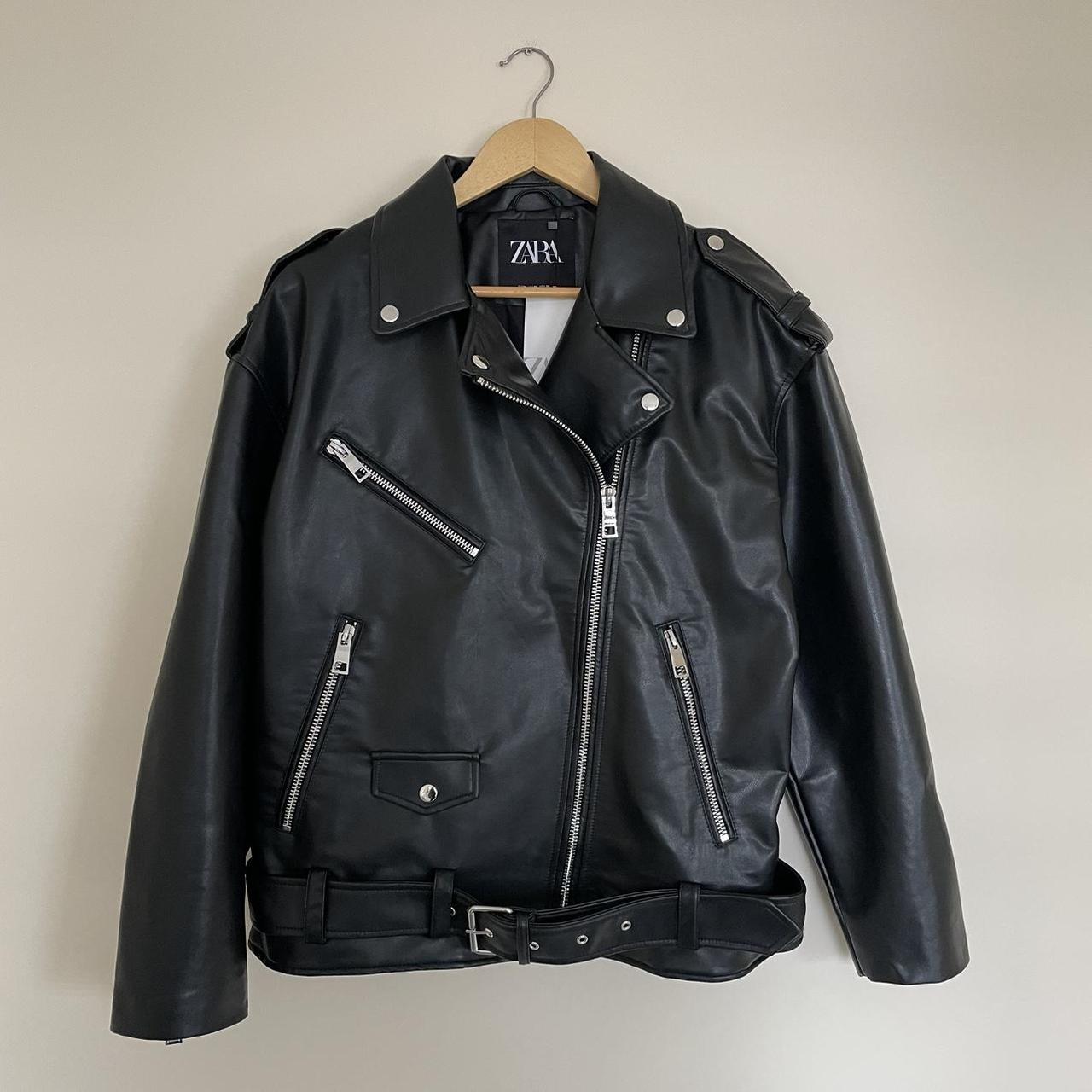 Zara Women's Black Jacket | Depop