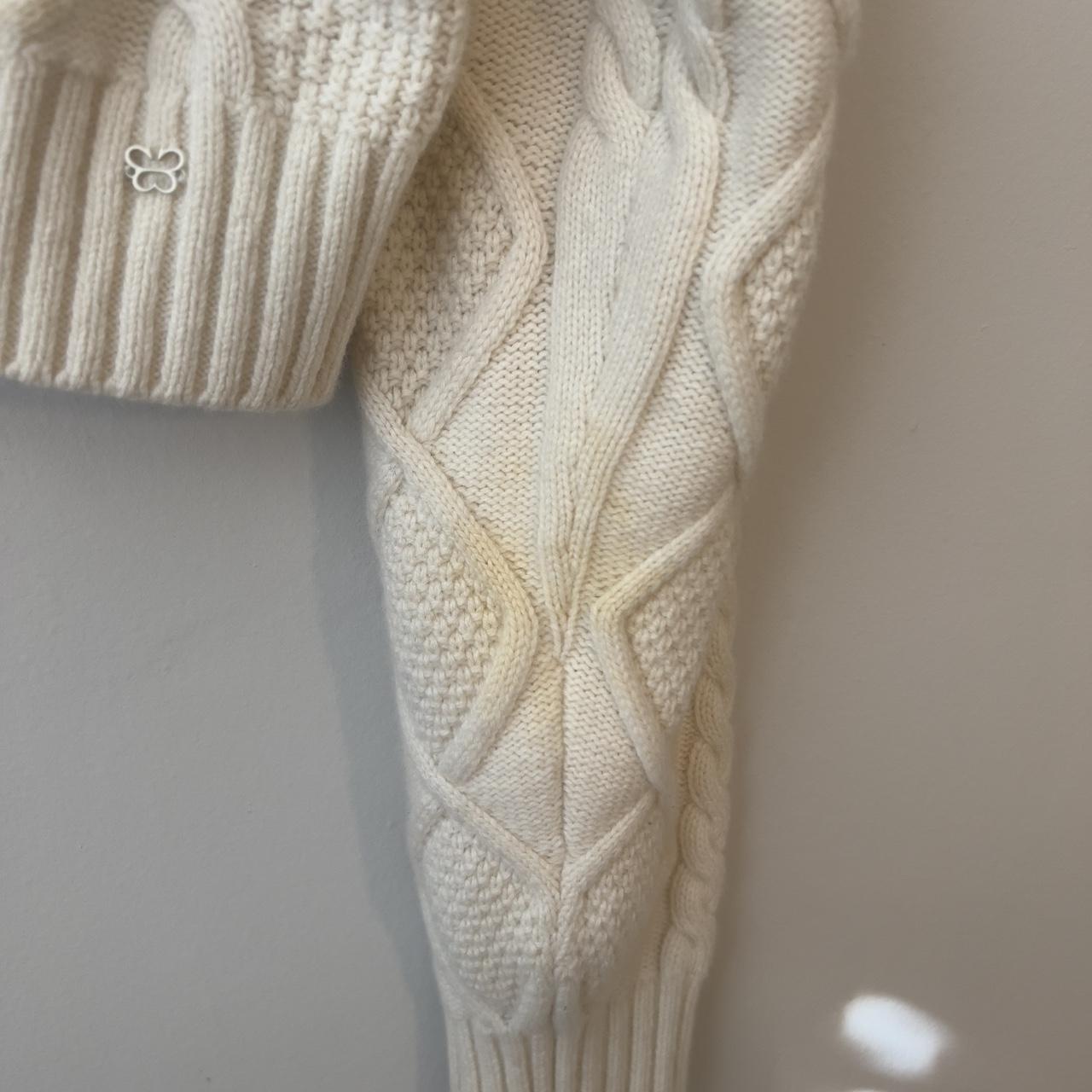 Aritzia Sunday Best COOPER CARDIGAN in Whisper | Depop Aritzia Sunday Best COOPER CARDIGAN in Whisper | Depop
