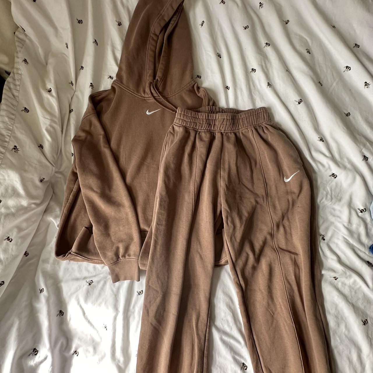 Matching hoodie and jogger Nike brown set Size small... Depop