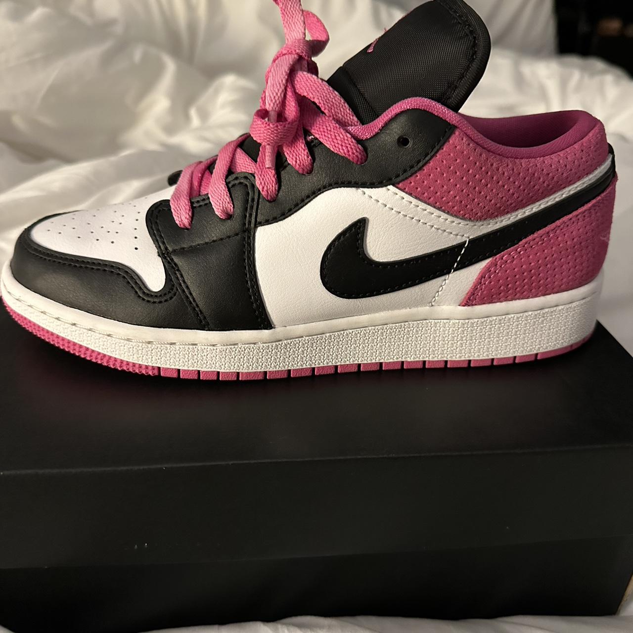 Nike air Jordan 1 lows -Pink and black -Size... - Depop