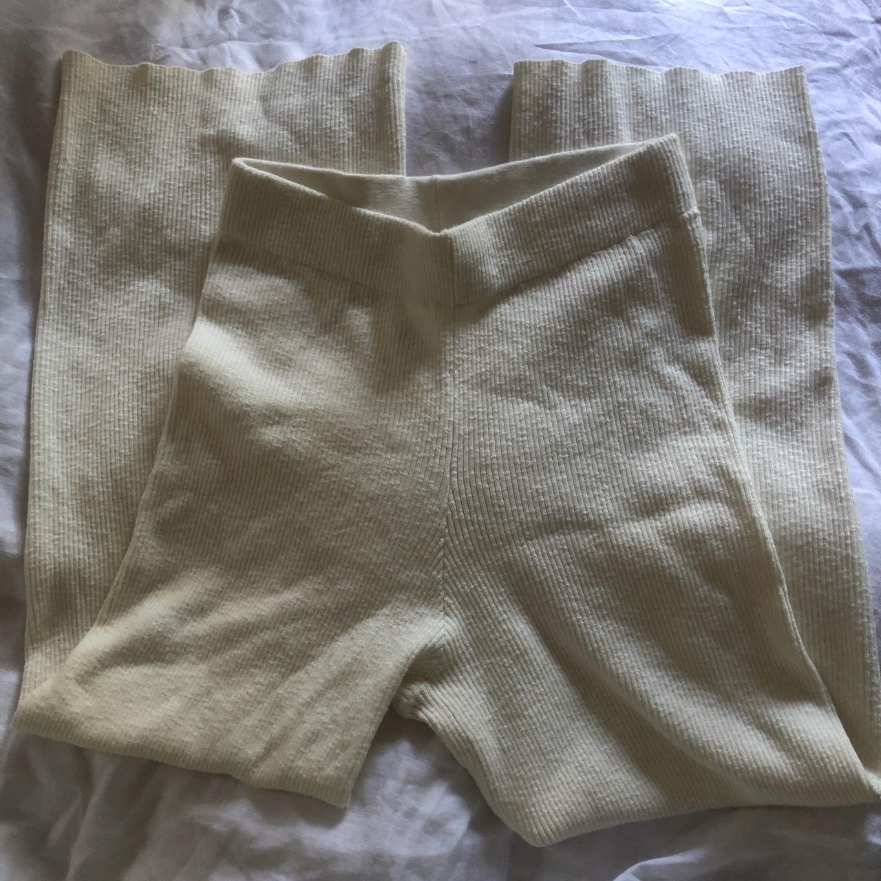 Women's Cream Leggings Depop