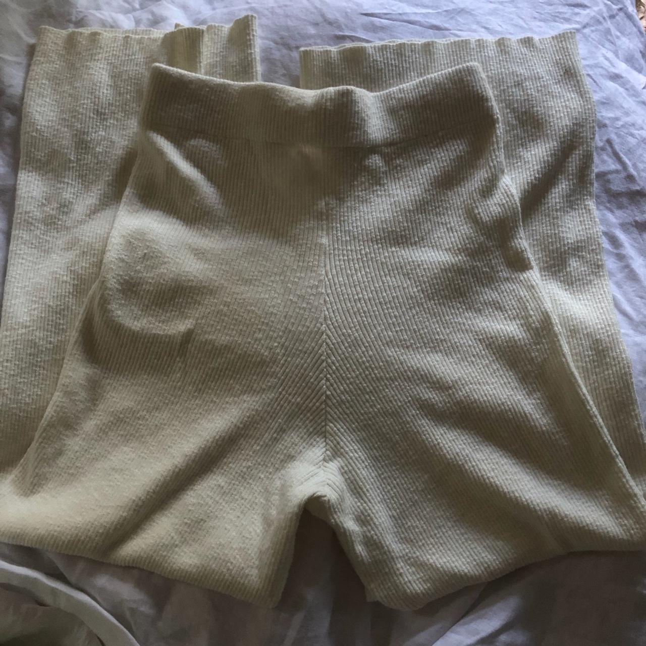 Women's Cream Leggings Depop