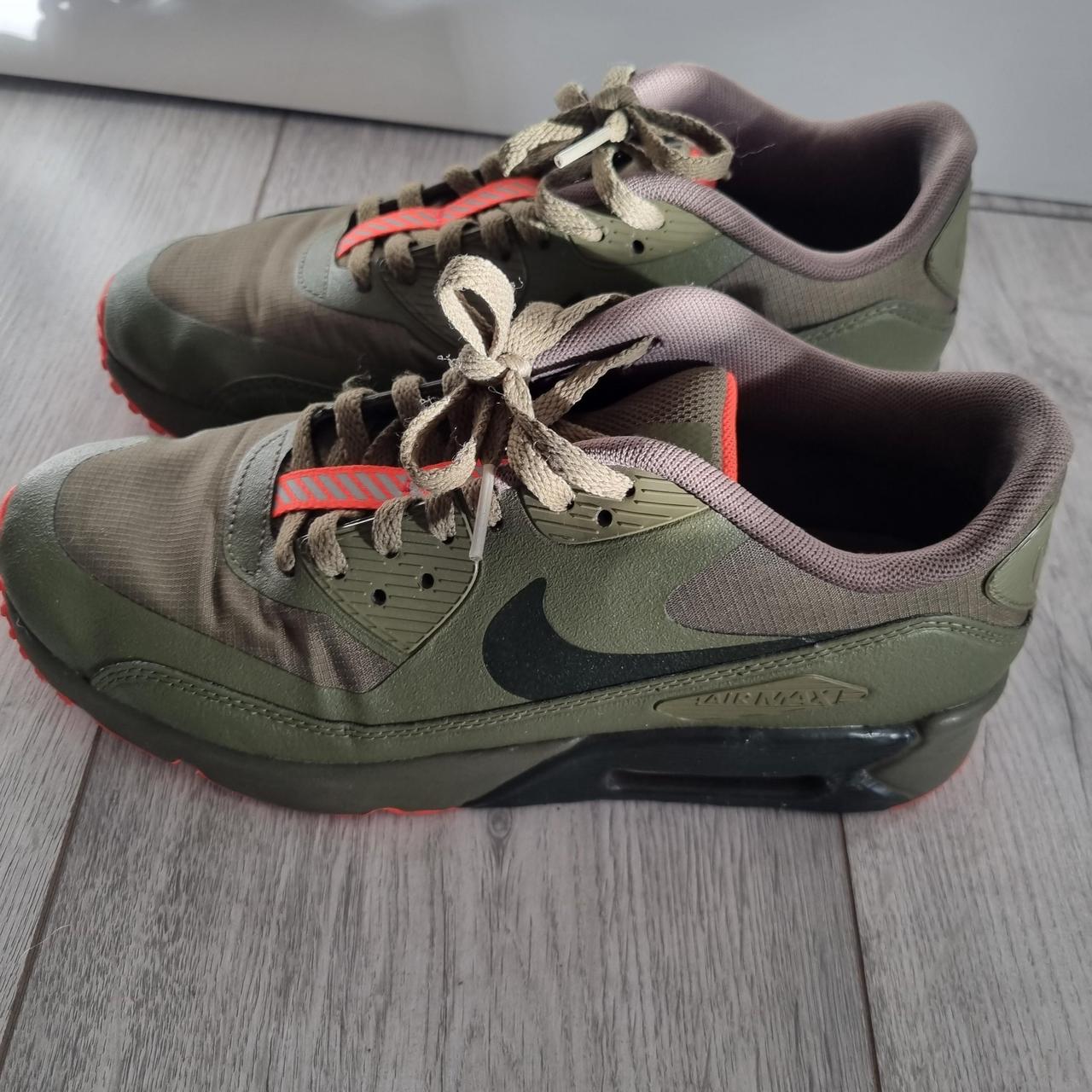 khaki green trainers nike