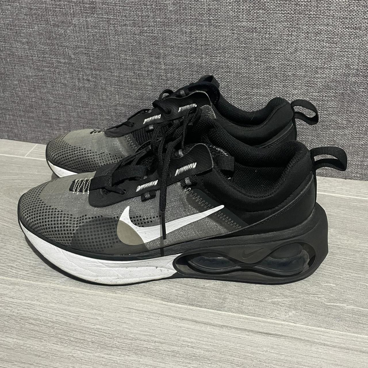 nike women sneakers 2021