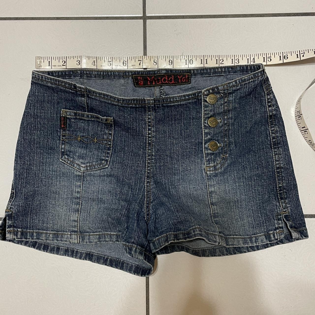 Mudd Clothing Women's Navy and Blue Shorts