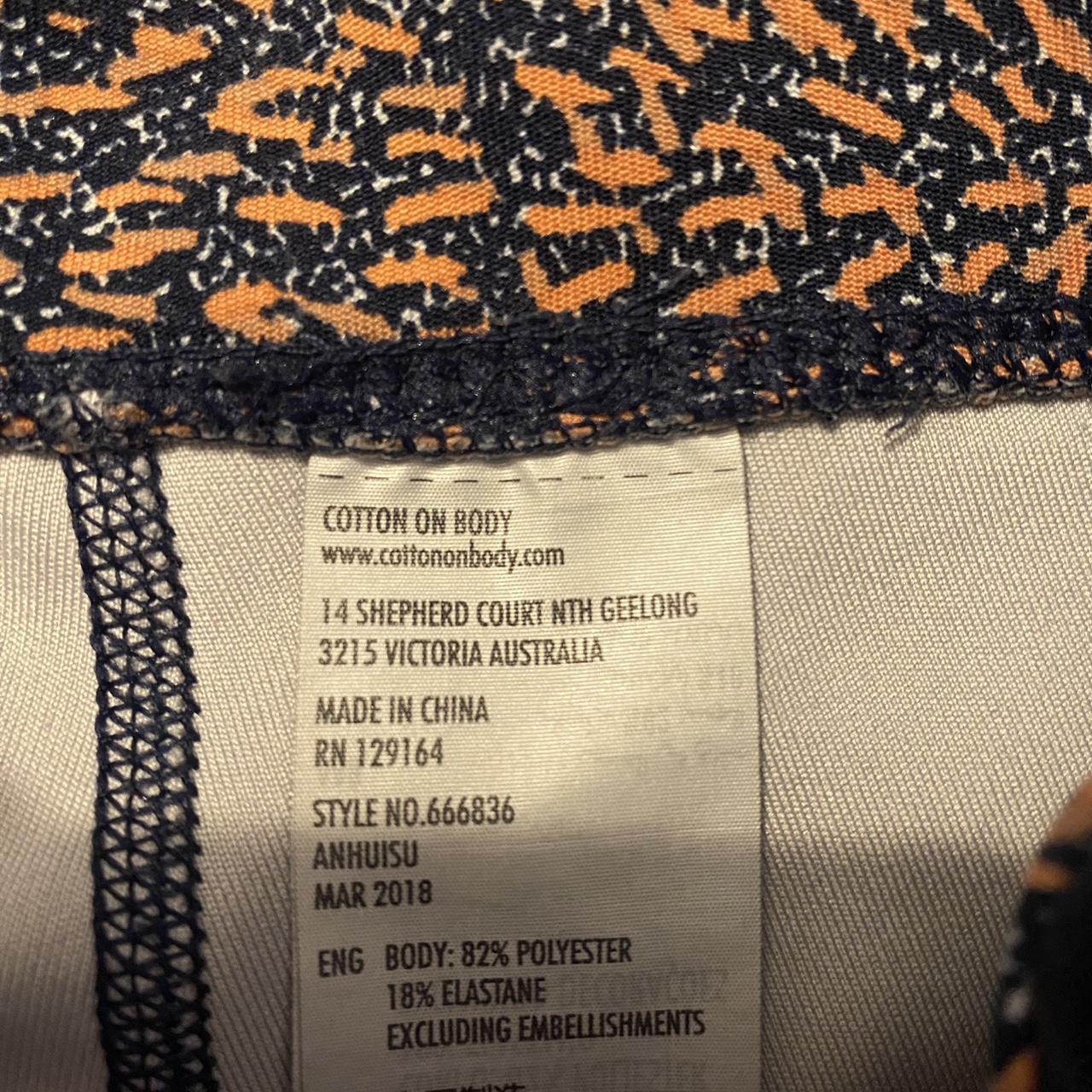 Cotton On Women's Navy and Blue Leggings Depop