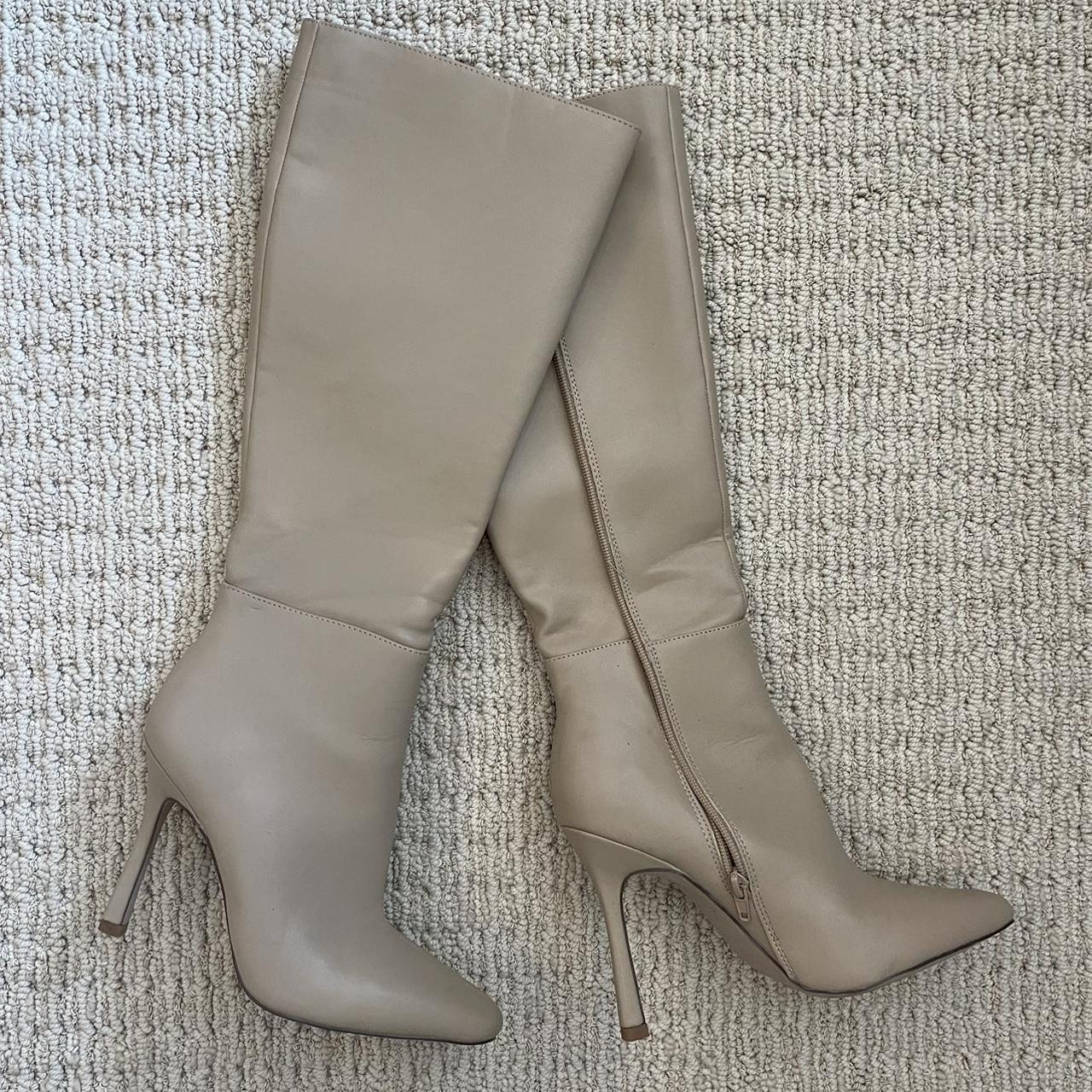 Women's Tan and Cream Boots | Depop