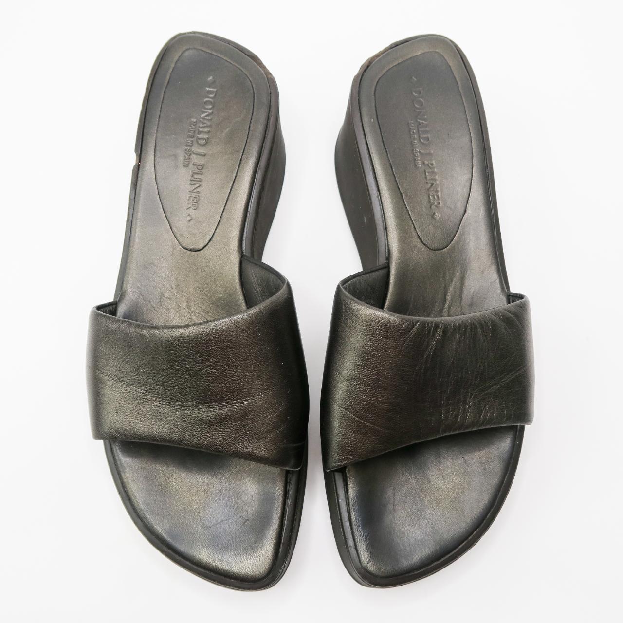 Donald pliner silver sandals on sale