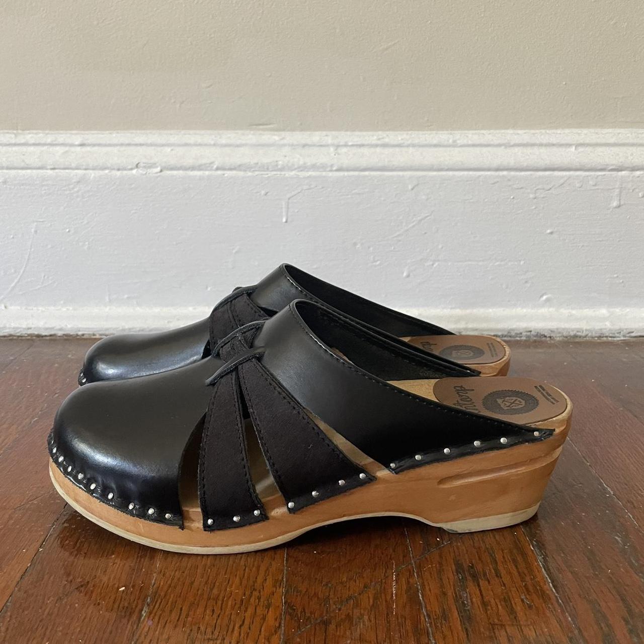 Troentorp Swedish clogs! Size eu 40/us 9 but fit a...