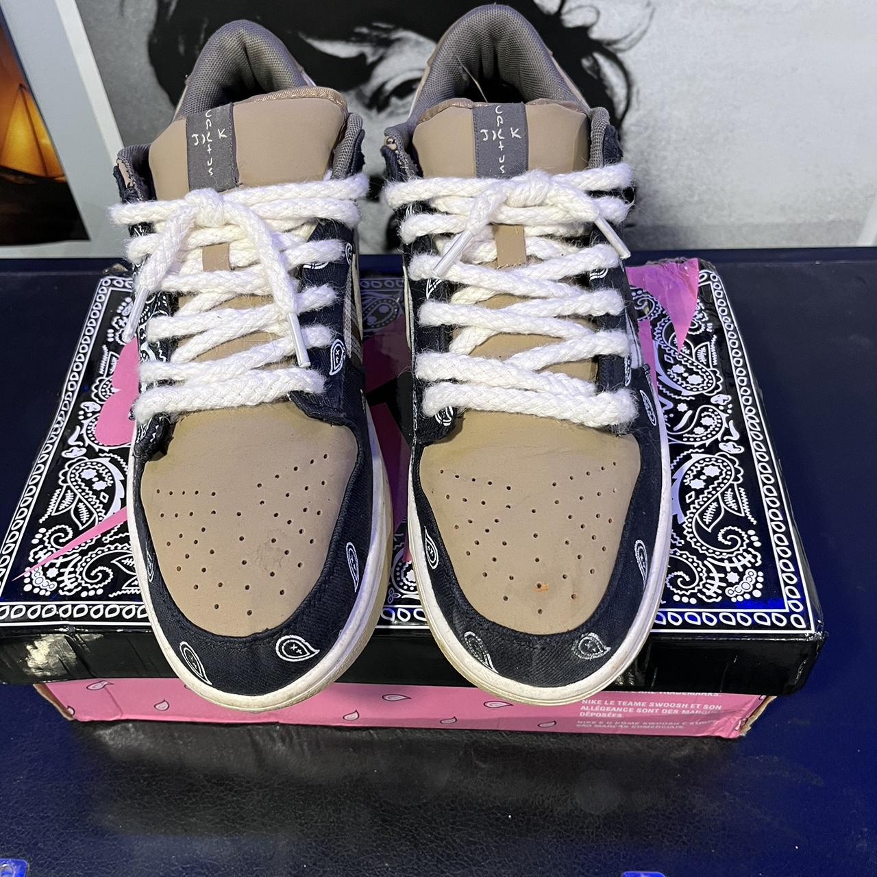 travis scott dunks worn
