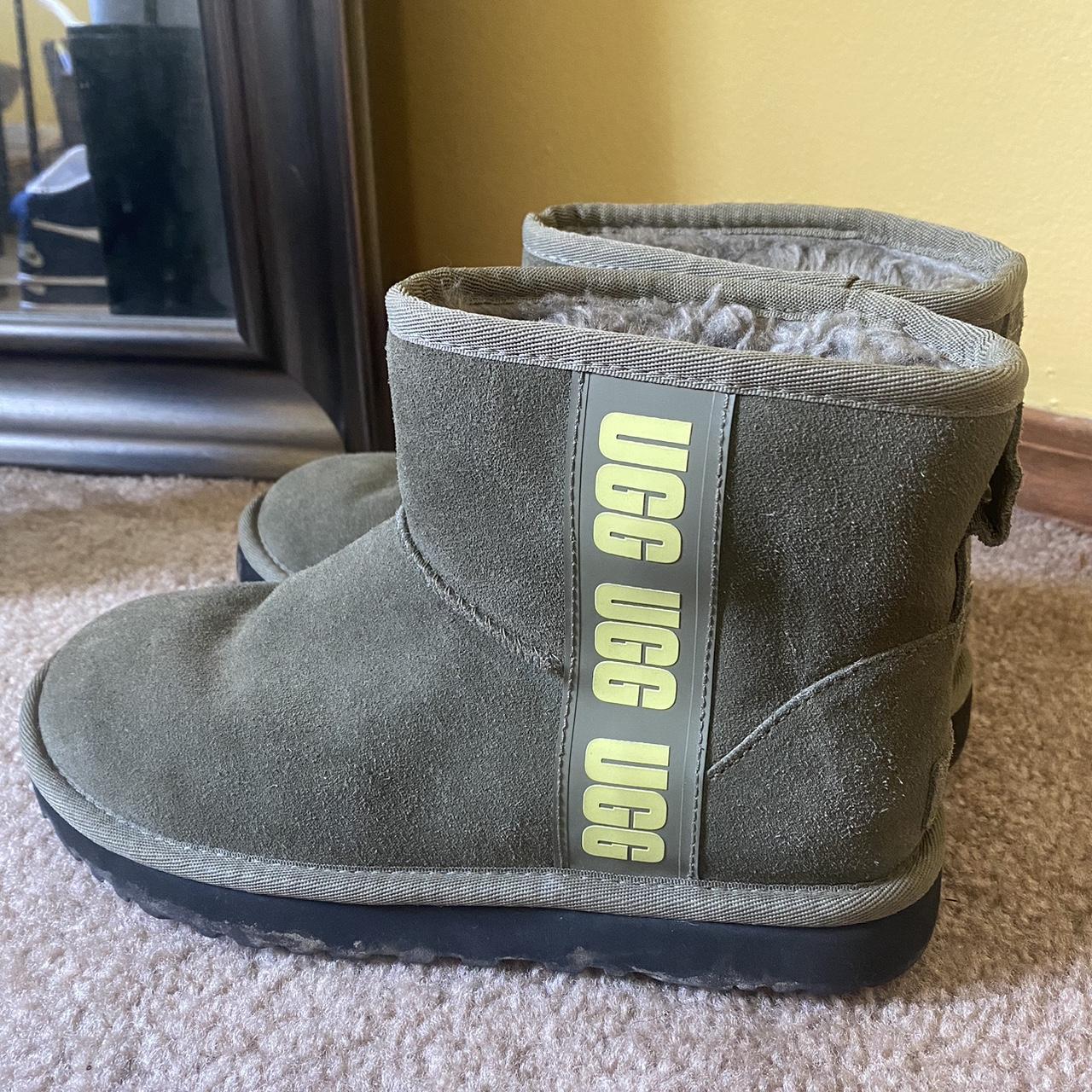 Olive green ugg boots online