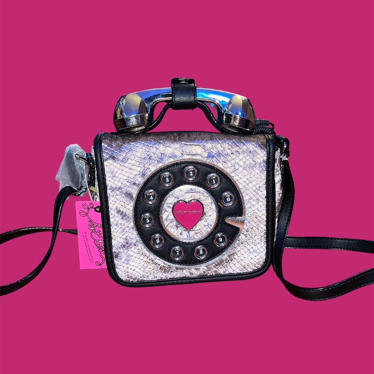 Betsey Johnson Phone Crossbody | Kate spade handbags, Fashion handbags,  Affordable purse