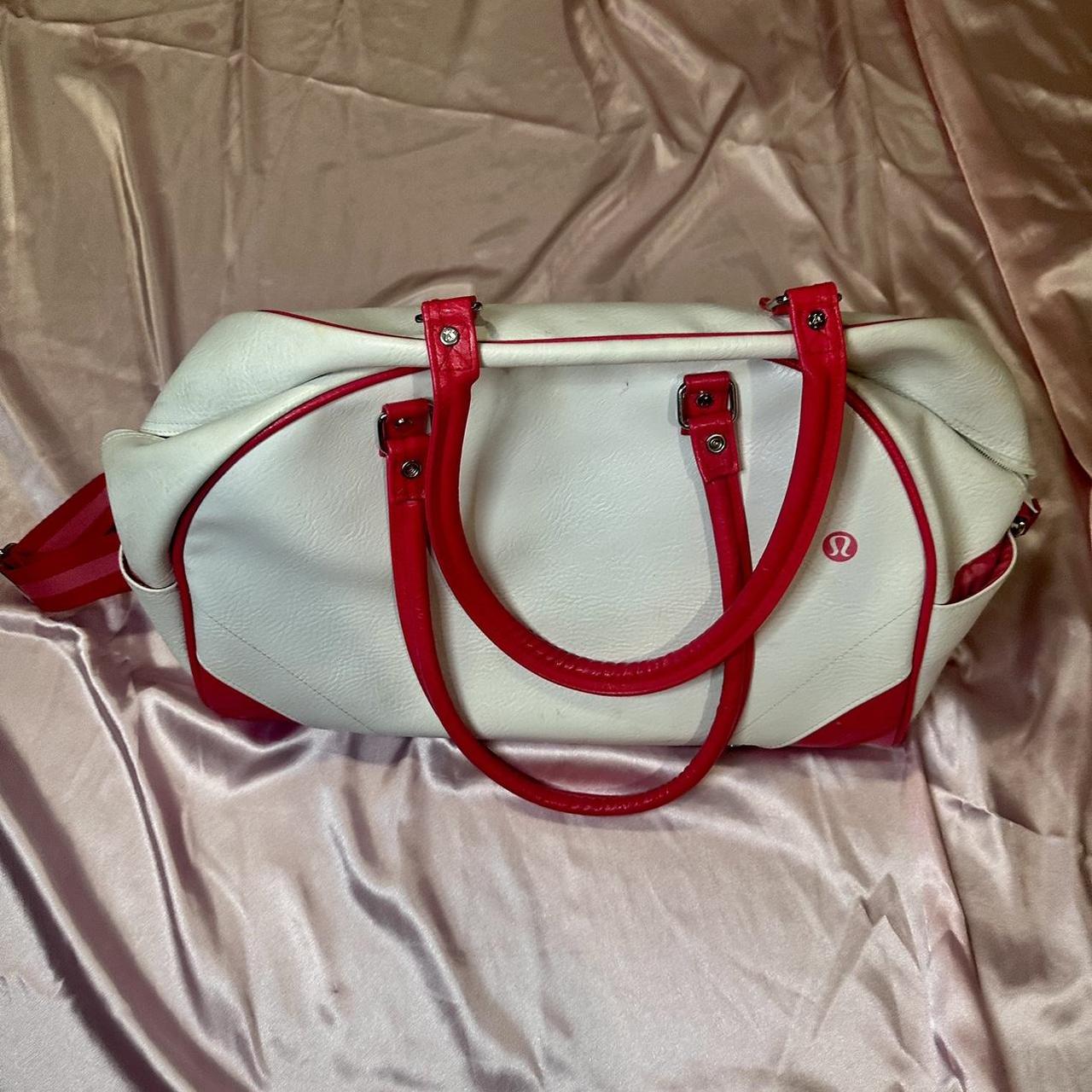 Lululemon white and red vintage gym bag
