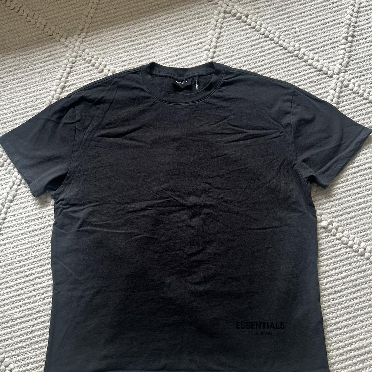 Essentials Fear of God T-Shirt ‘19 Size: M In great... - Depop