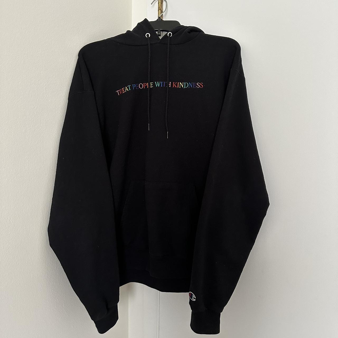 Harry Styles purchases TPWK Black Sweatshirt