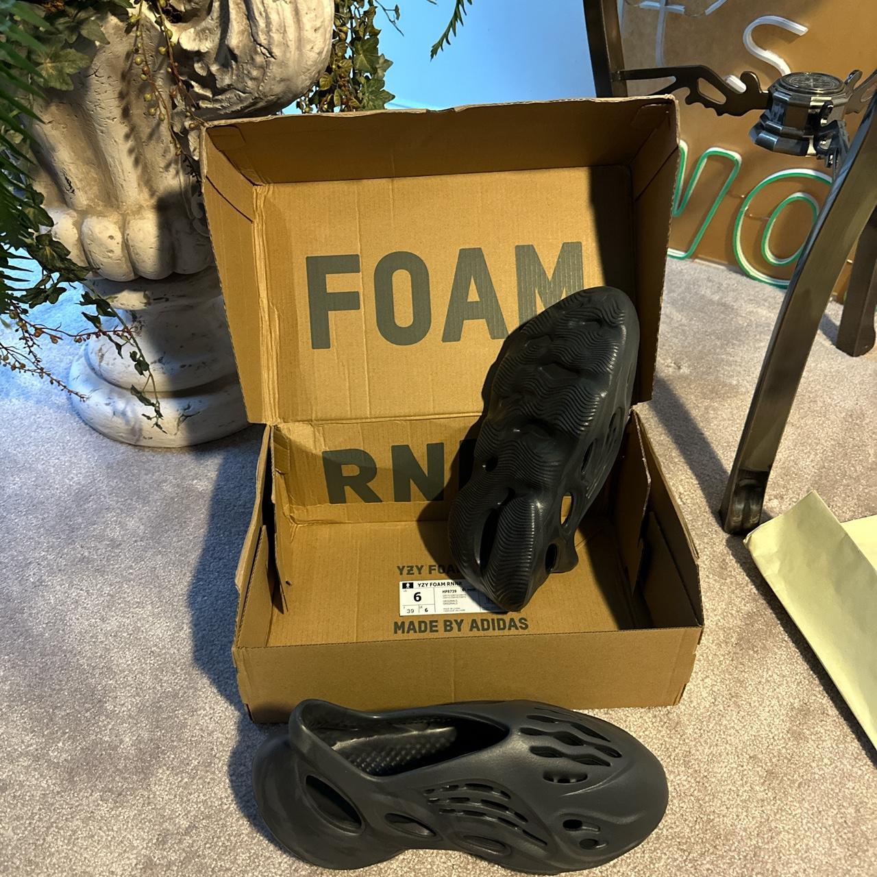 yeezy foam runner women's size