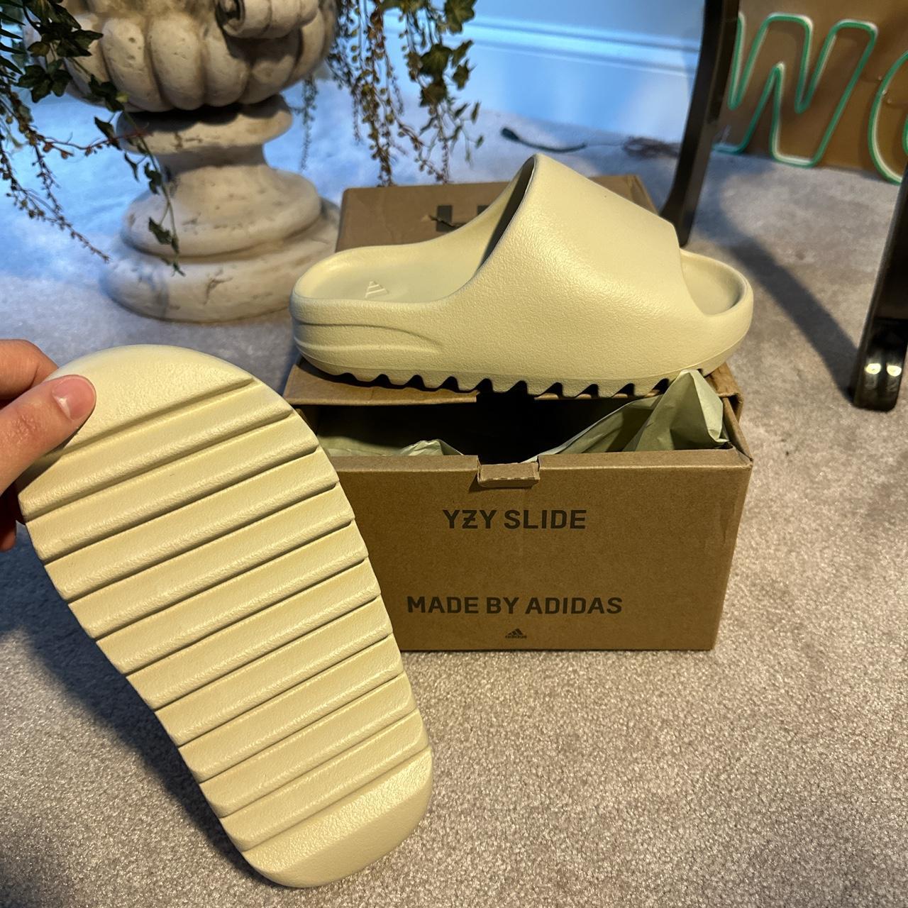 Yeezy best sale tan slides