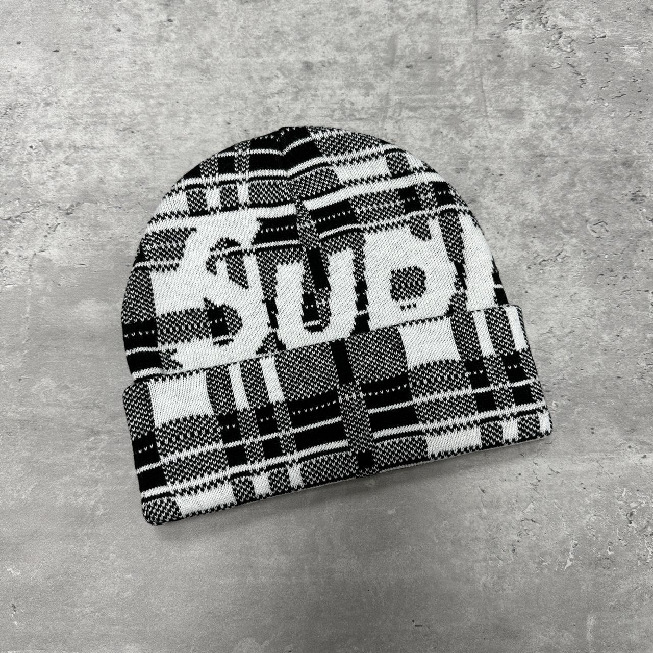 Supreme top plaid beanie